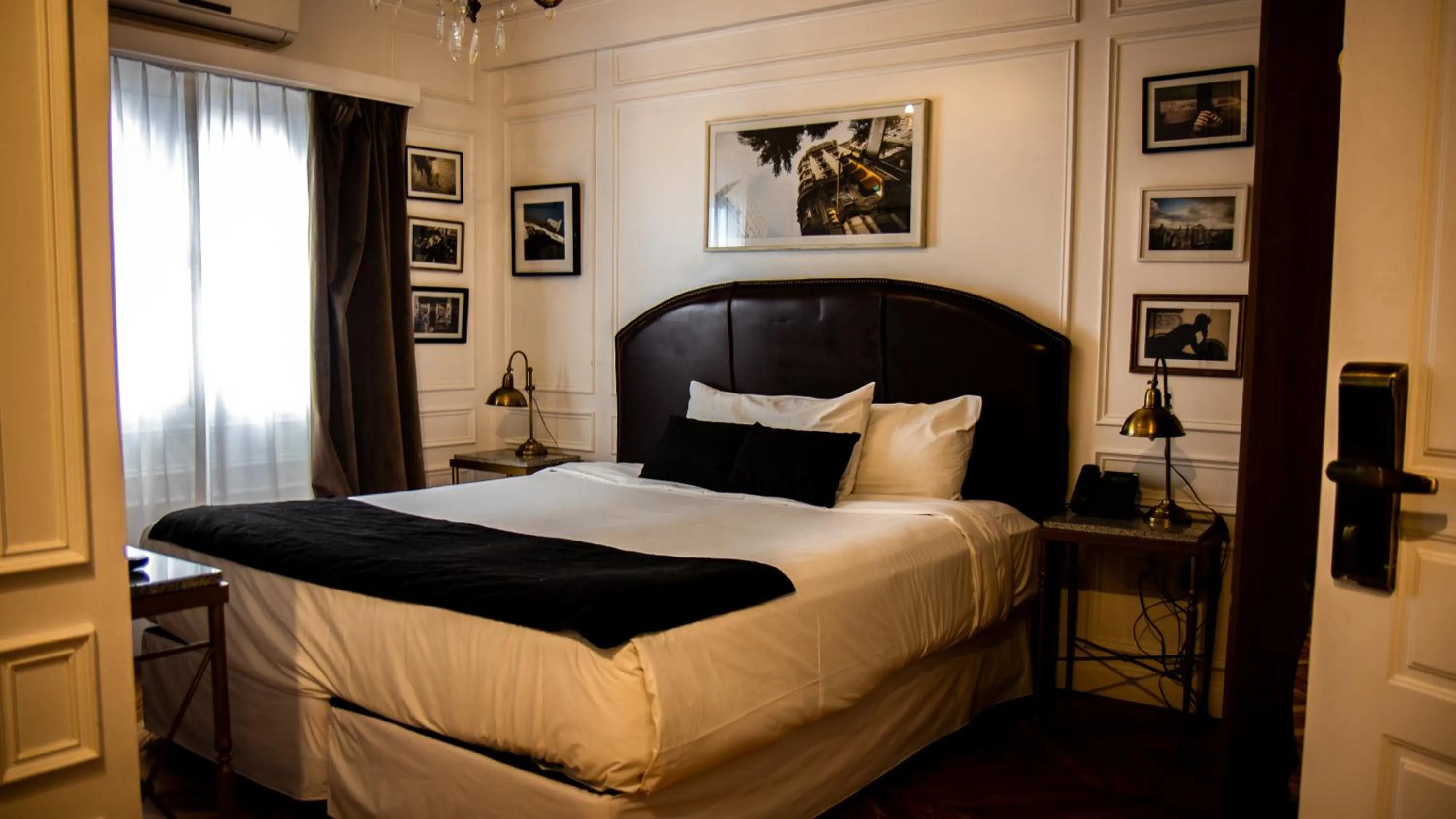 Bedroom, Bed in Hotel Clasico