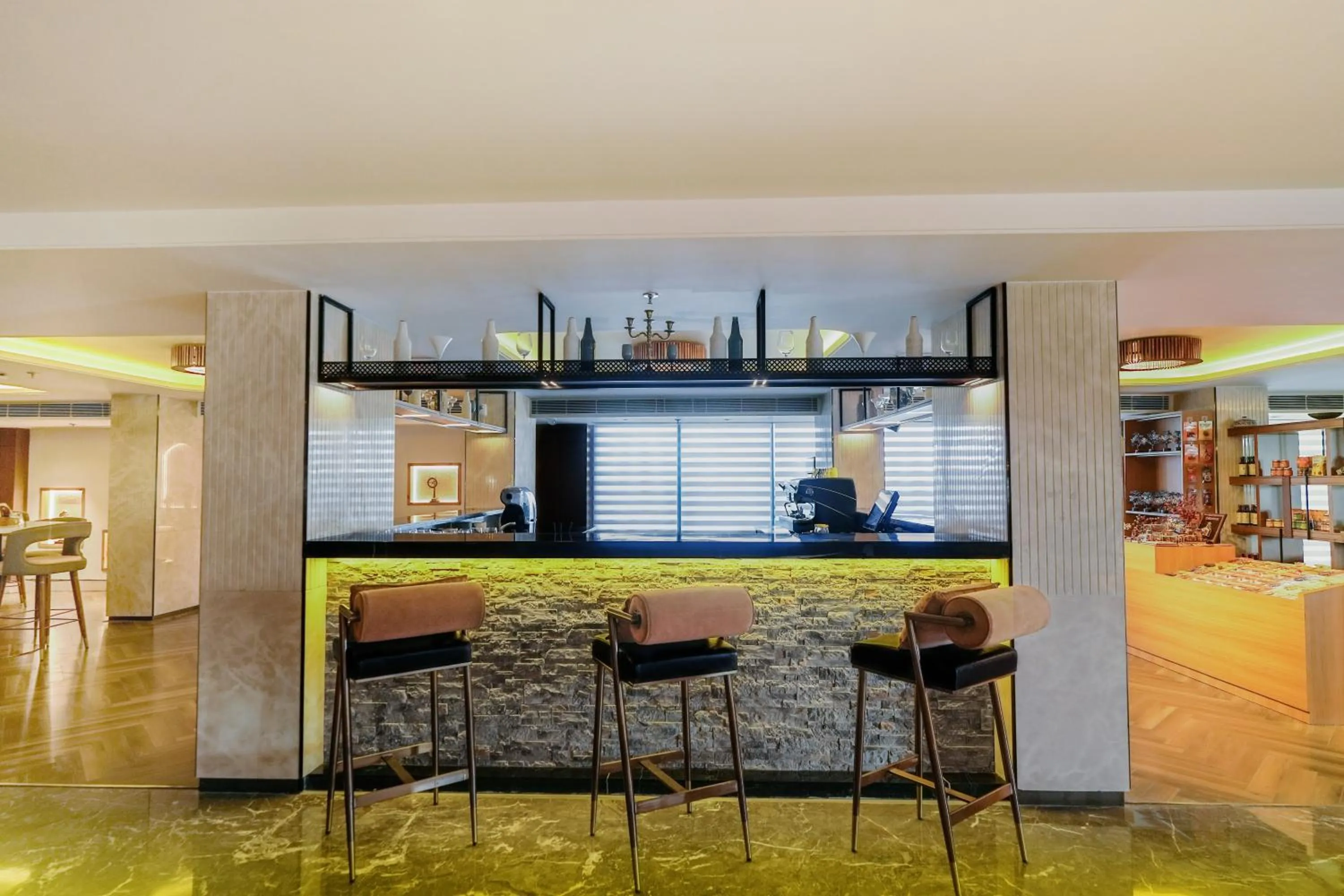 Restaurant/places to eat in Hyatt Place Haridwar