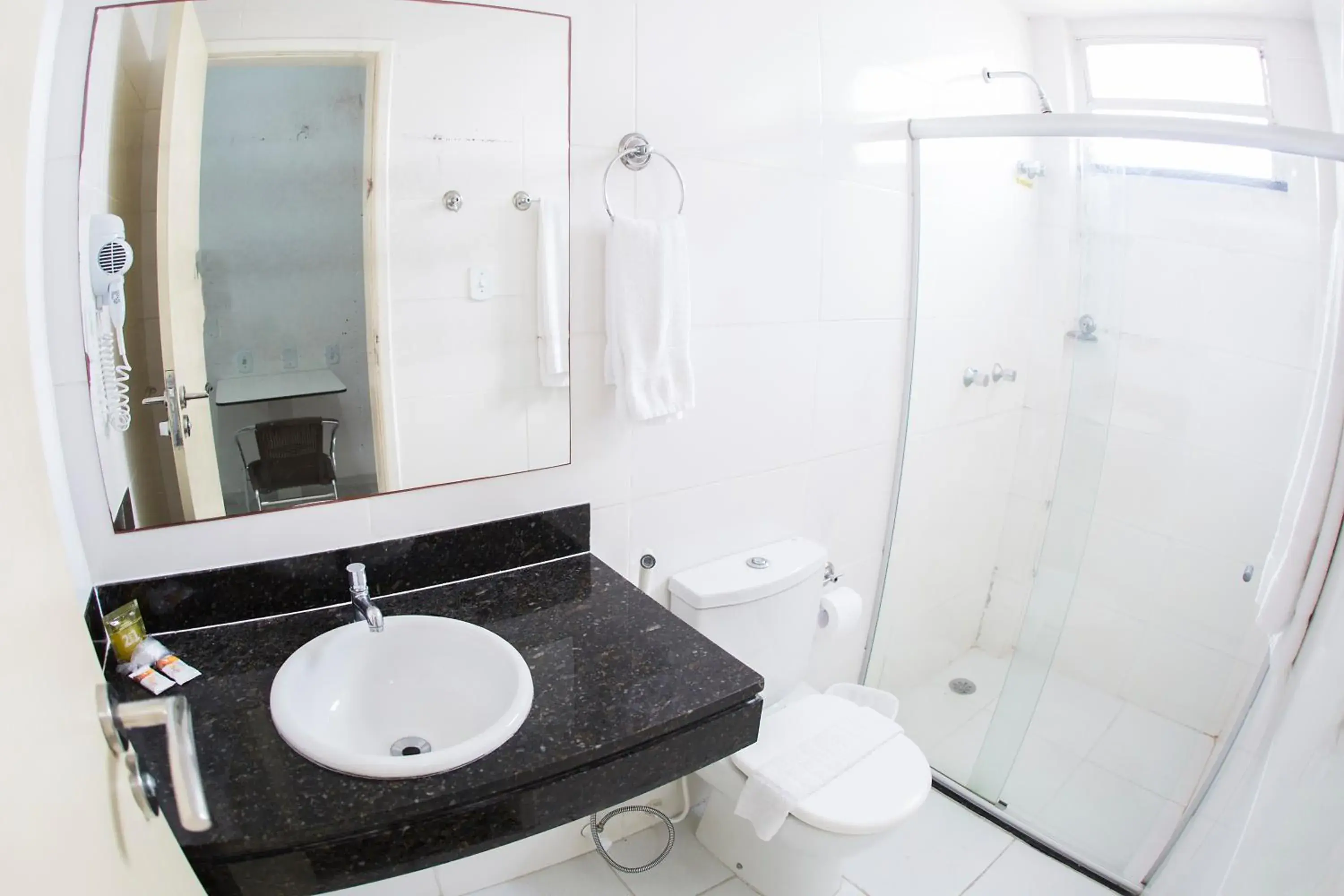 Triple Room with Balcony in Araras Praia Hotel Triple Room with Balcony in Araras Praia Hotel