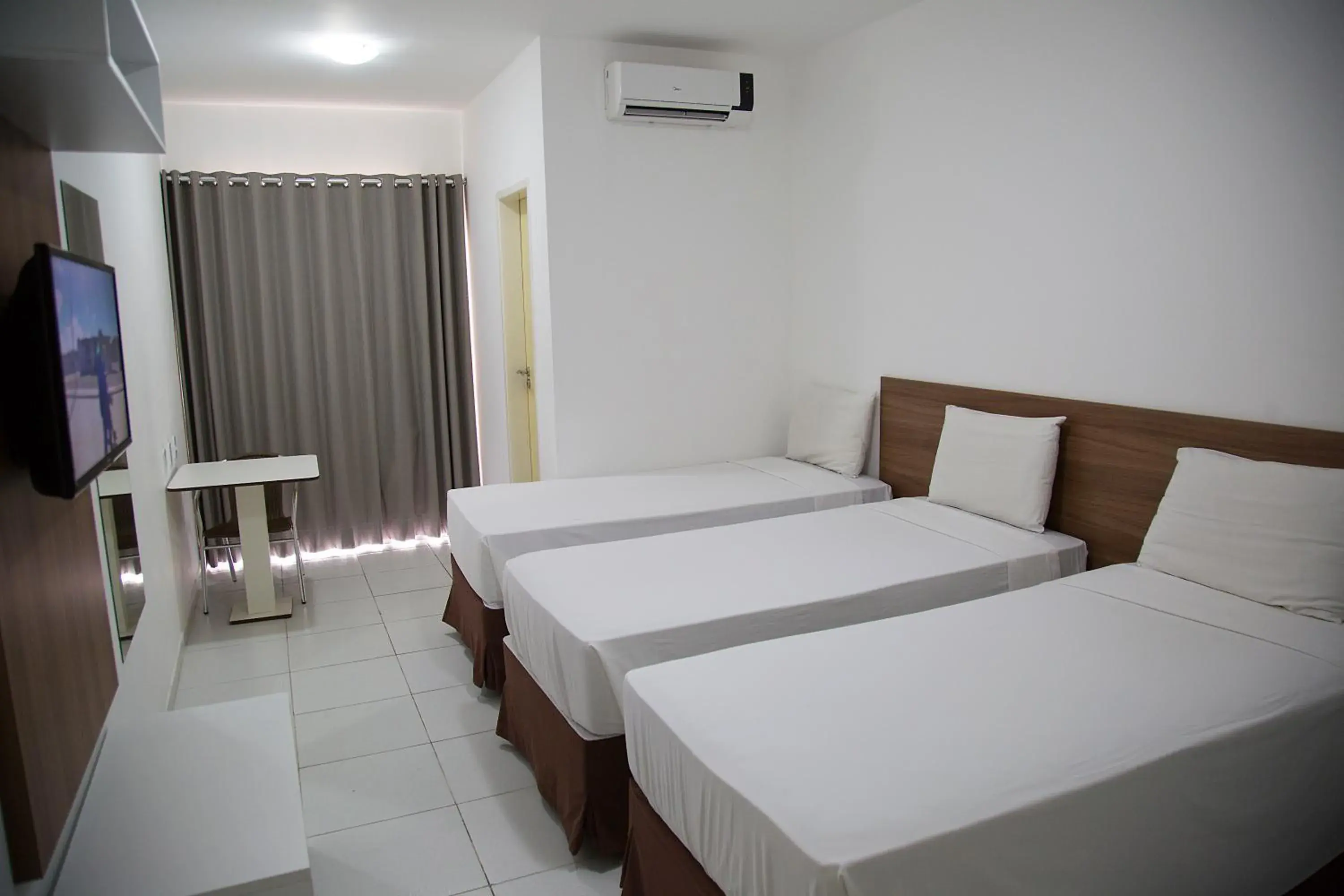 Classic Triple Room in Araras Praia Hotel Classic Triple Room in Araras Praia Hotel