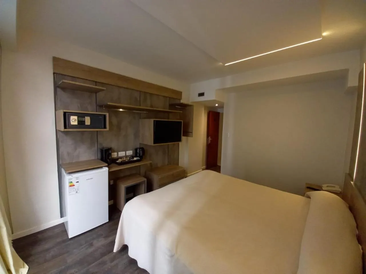 Bed in Hotel Versailles