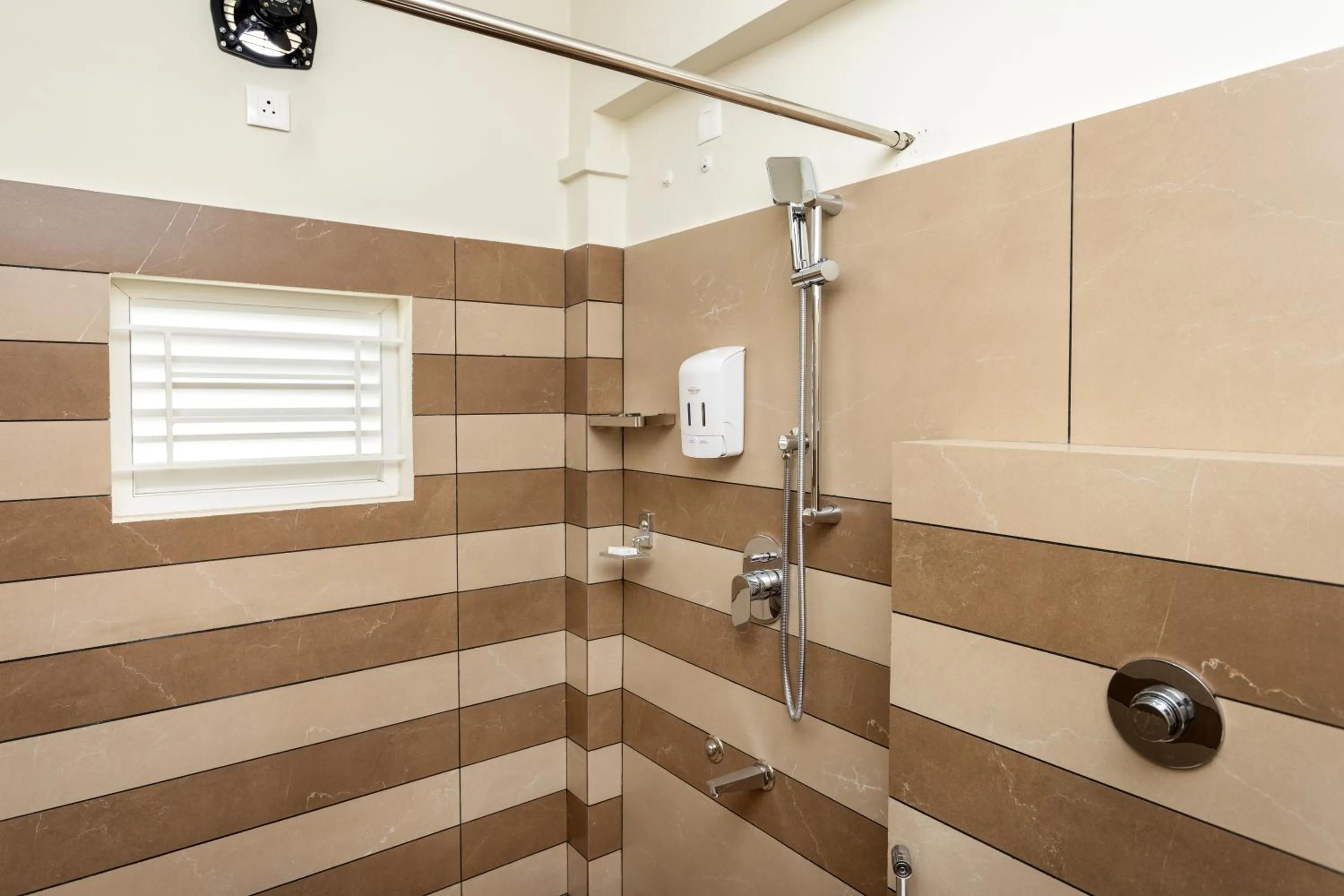 Shower in ESAA Airport Hotel