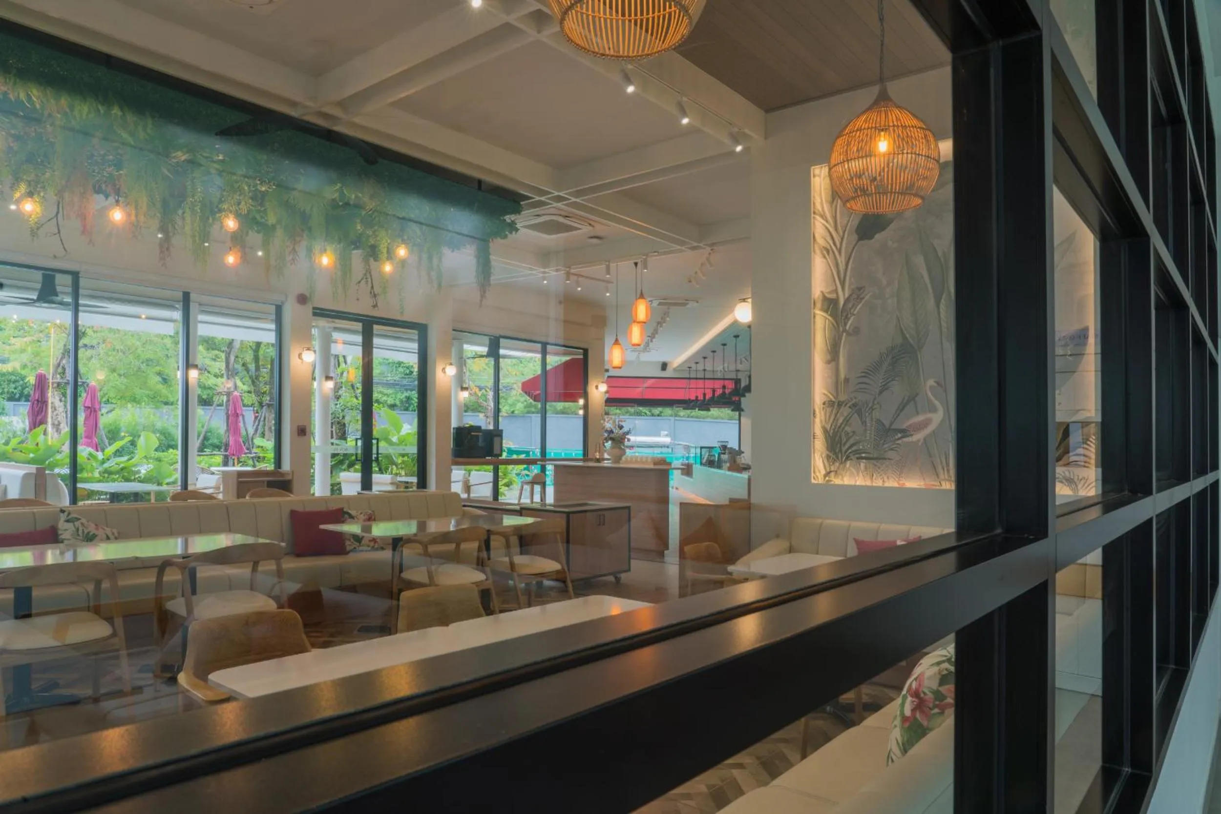 Restaurant/places to eat in Niranapa Boutique Resort