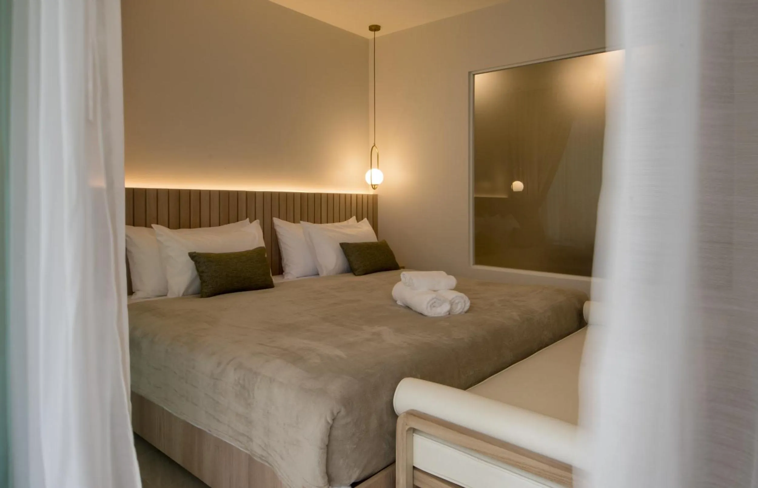 Photo of the whole room, Bed in Niranapa Boutique Resort