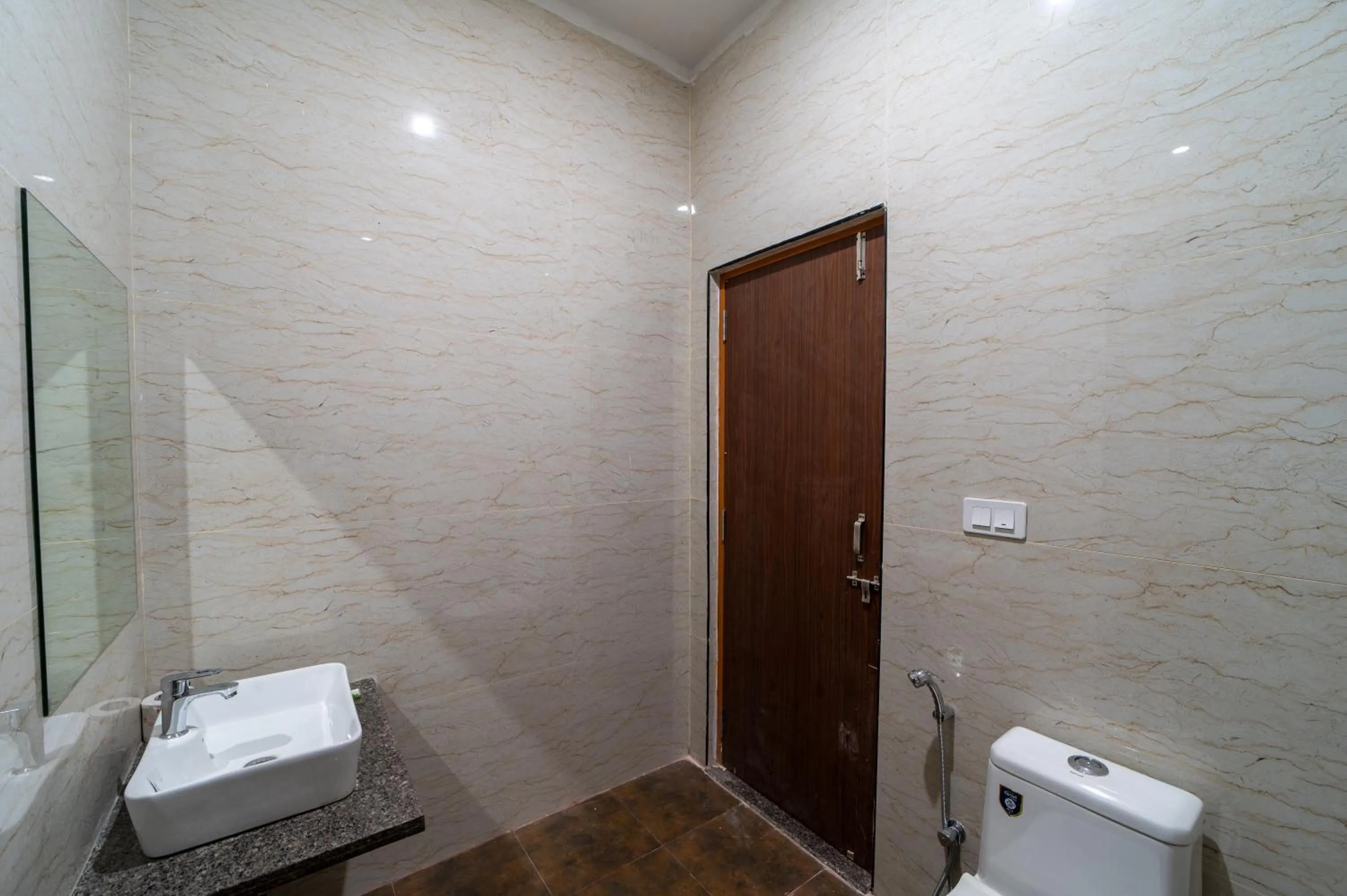 Shower in Joy Bagh Resort Pushkar