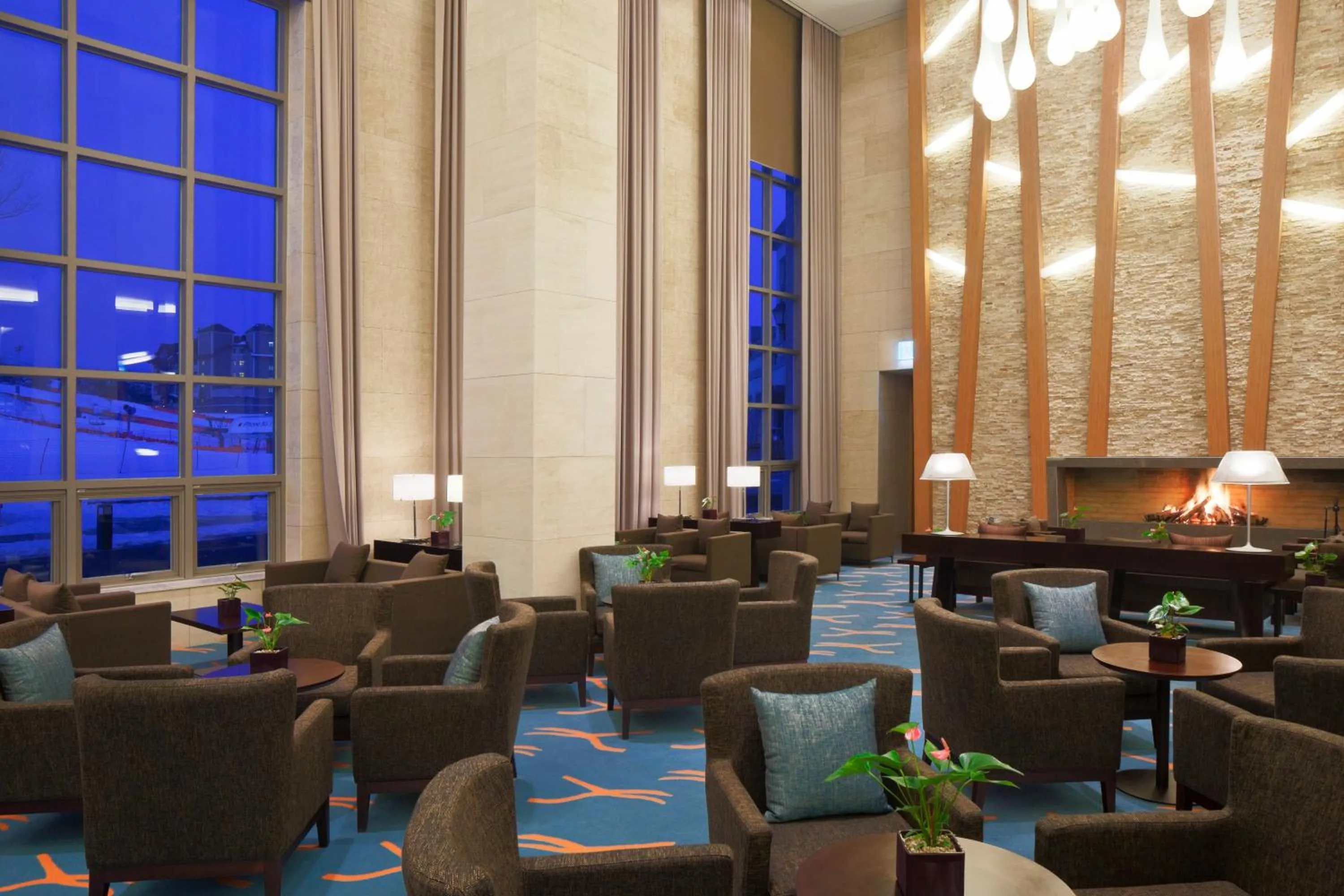 Lounge or bar in Holiday Inn Resort Alpensia Pyeongchang by IHG