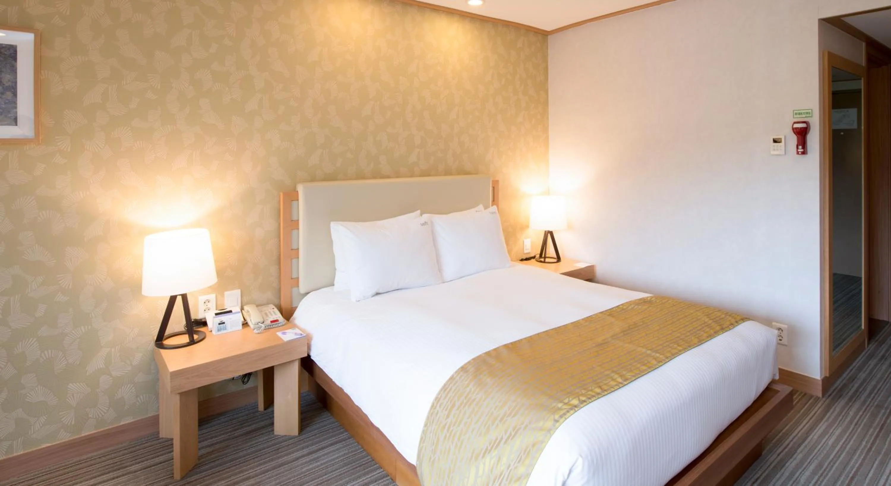 Bed in Holiday Inn Resort Alpensia Pyeongchang by IHG