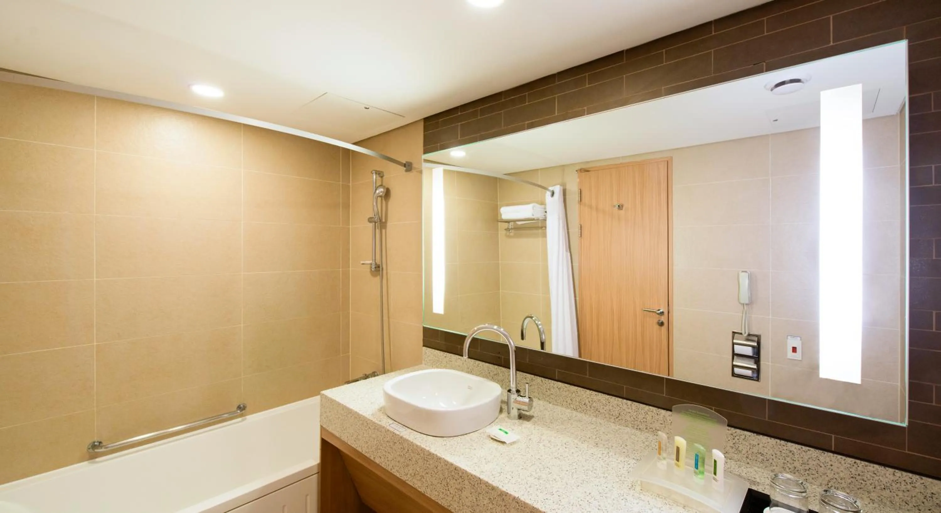 Bathroom in Holiday Inn Resort Alpensia Pyeongchang by IHG