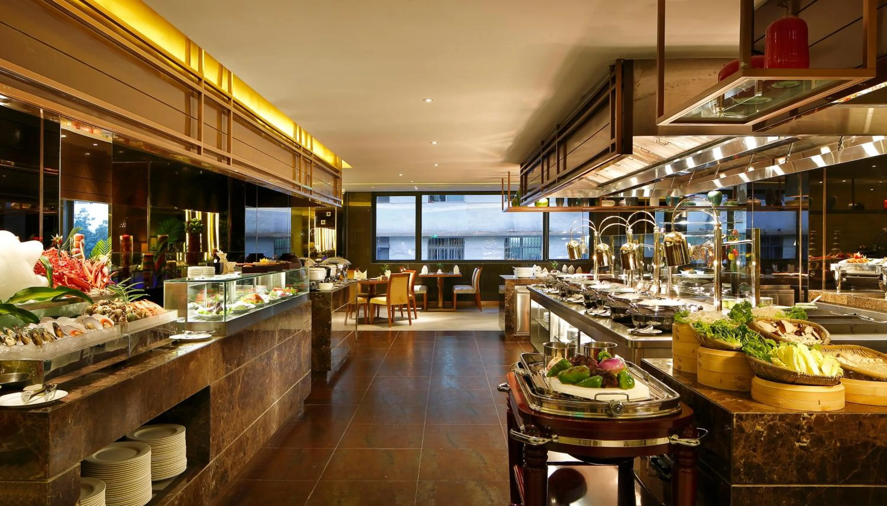 Restaurant/places to eat in Holiday Inn Kunming City Centre by IHG