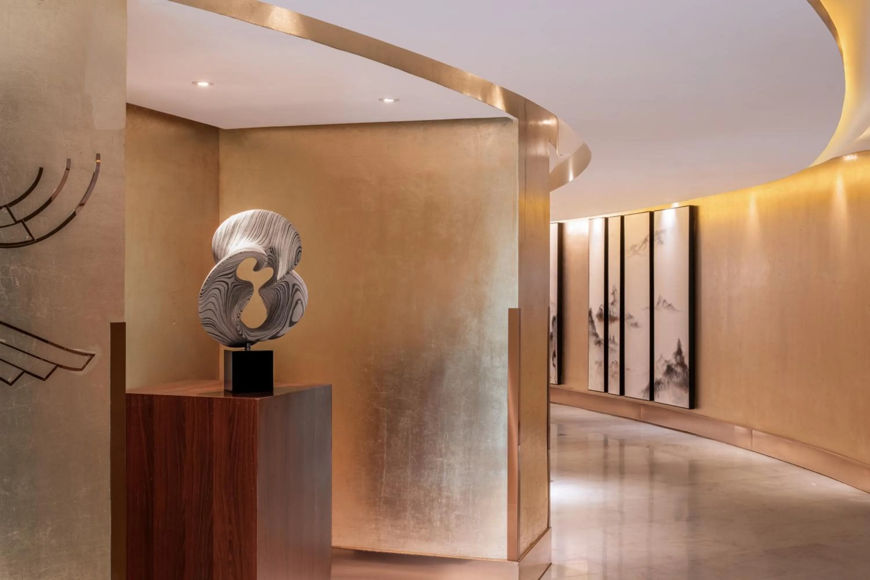 Lobby or reception in Holiday Inn Kunming City Centre by IHG