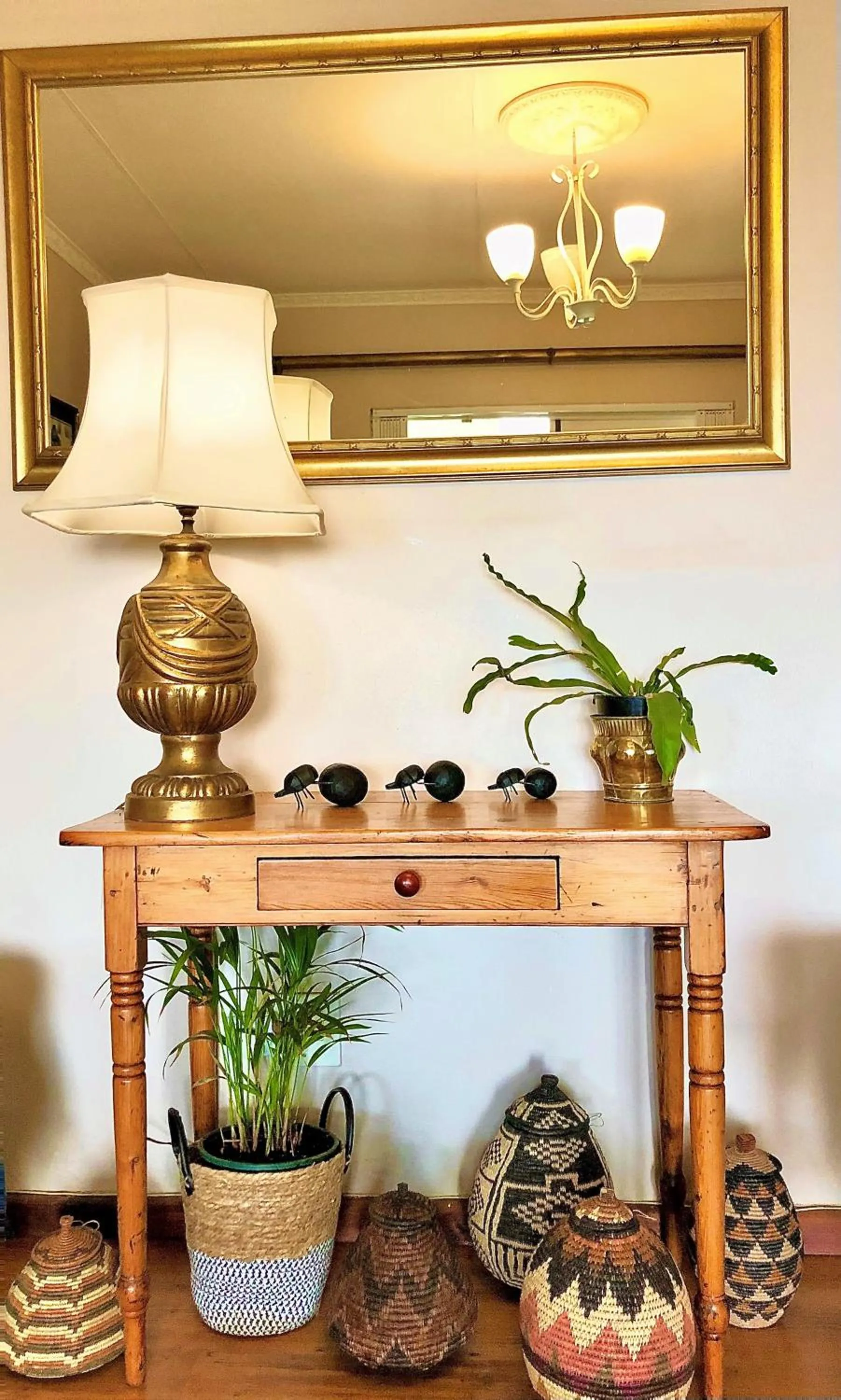 Communal lounge/ TV room in Gateside Guesthouse