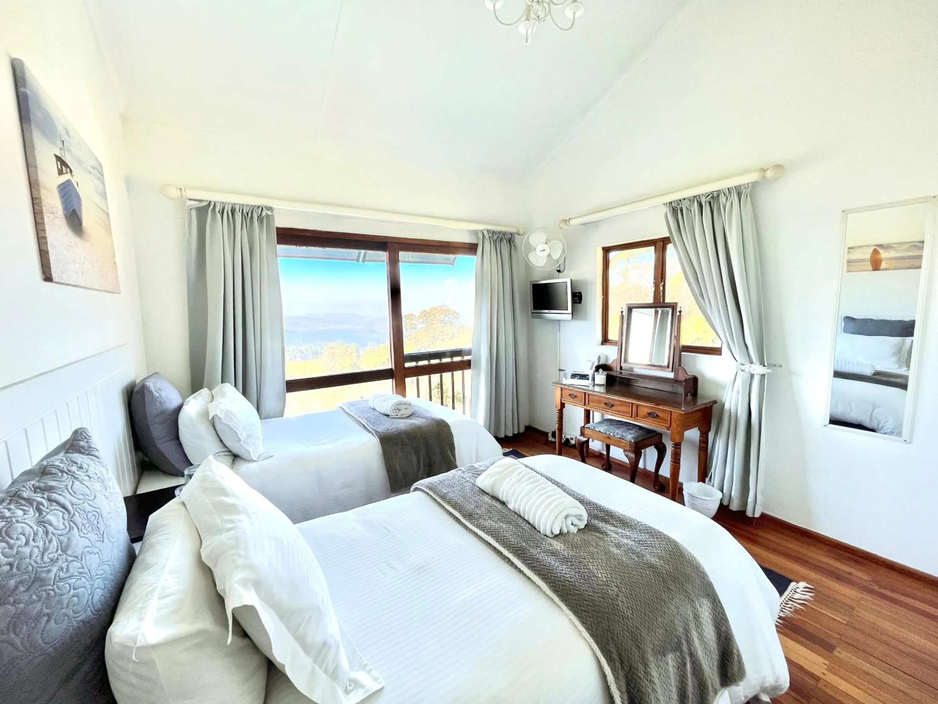 Bedroom, Bed in Gateside Guesthouse