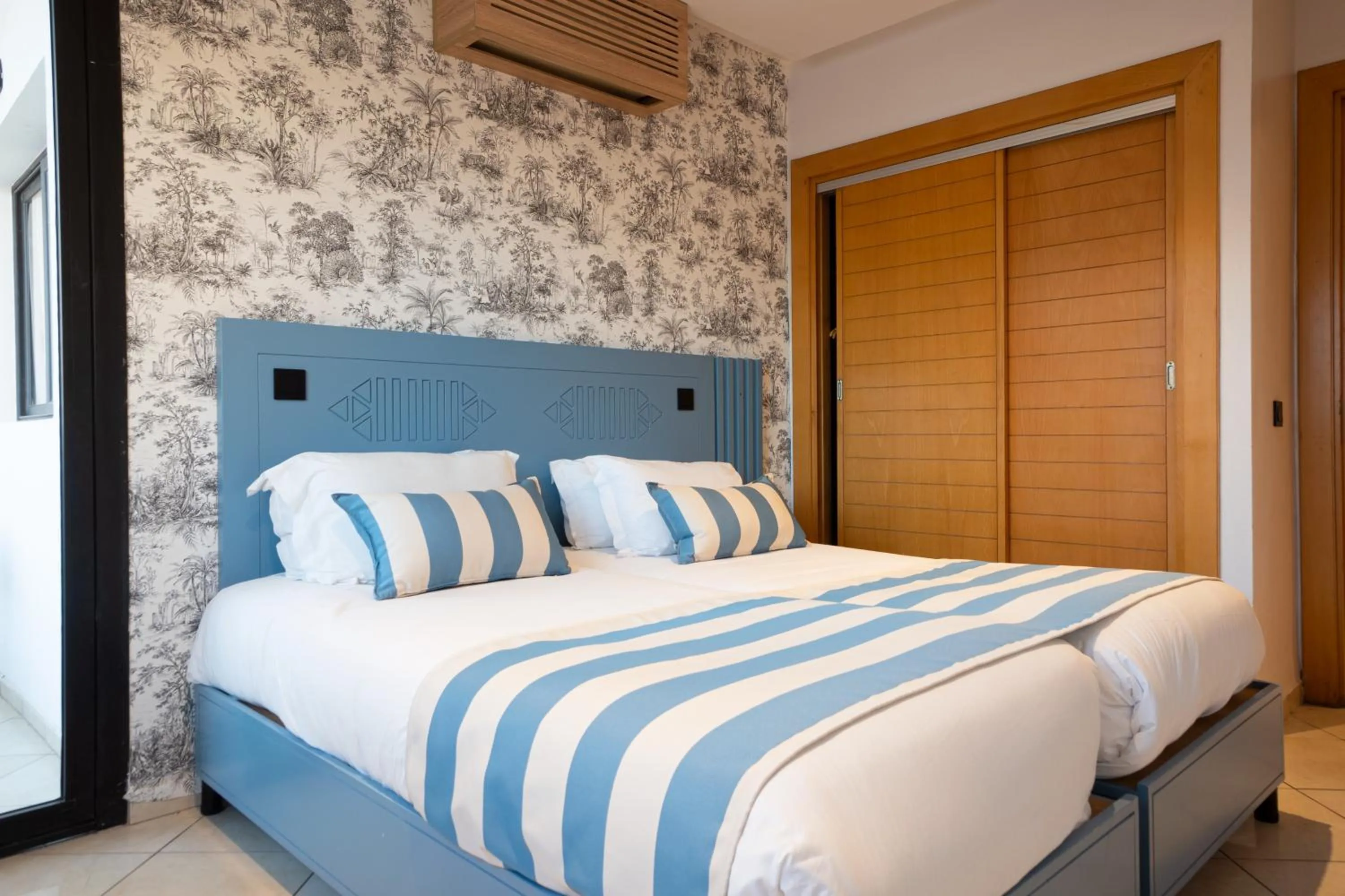 Bedroom, Bed in Atlantic Palm Beach