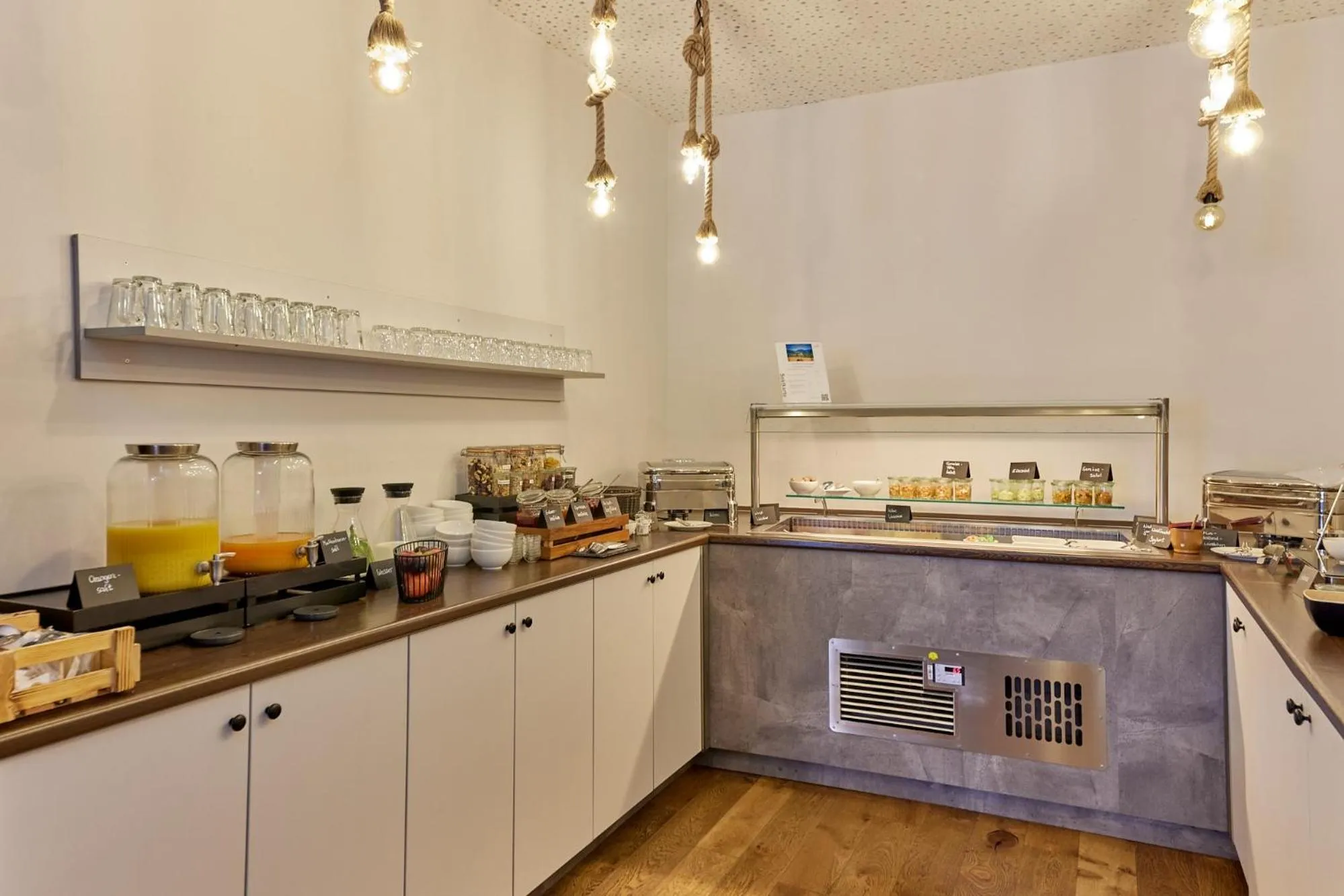 Food and drinks in Moselhotel Römischer Kaiser