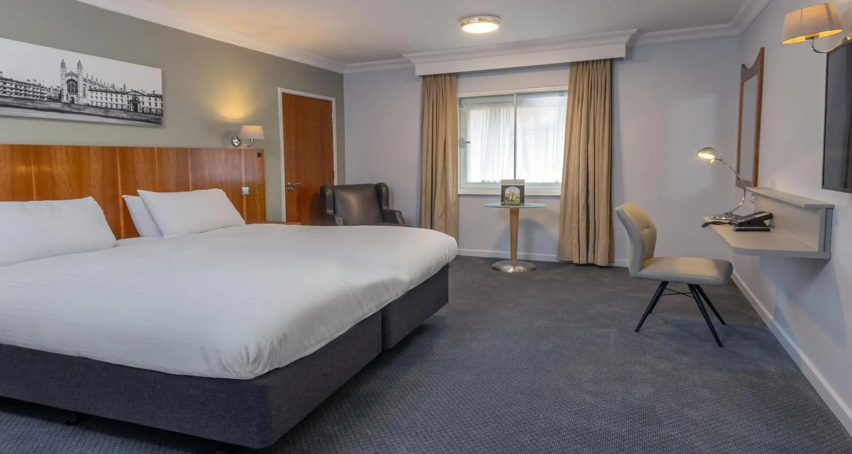 Superior King Room - Non-Smoking in Cambridge Bar Hill Hotel, BW Signature Collection Superior King Room - Non-Smoking in Cambridge Bar Hill Hotel, BW Signature Collection