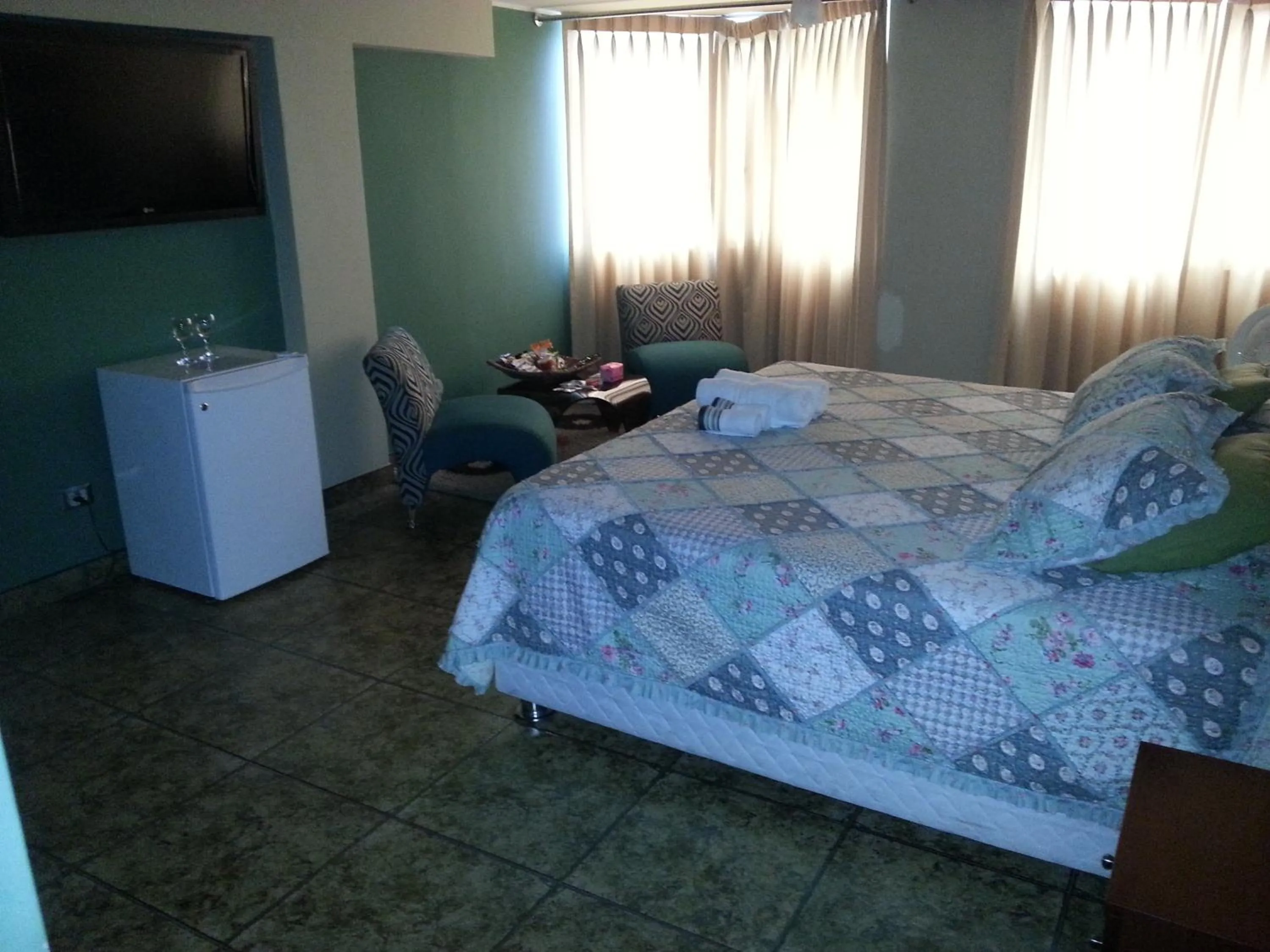 Bedroom, Bed in Padama