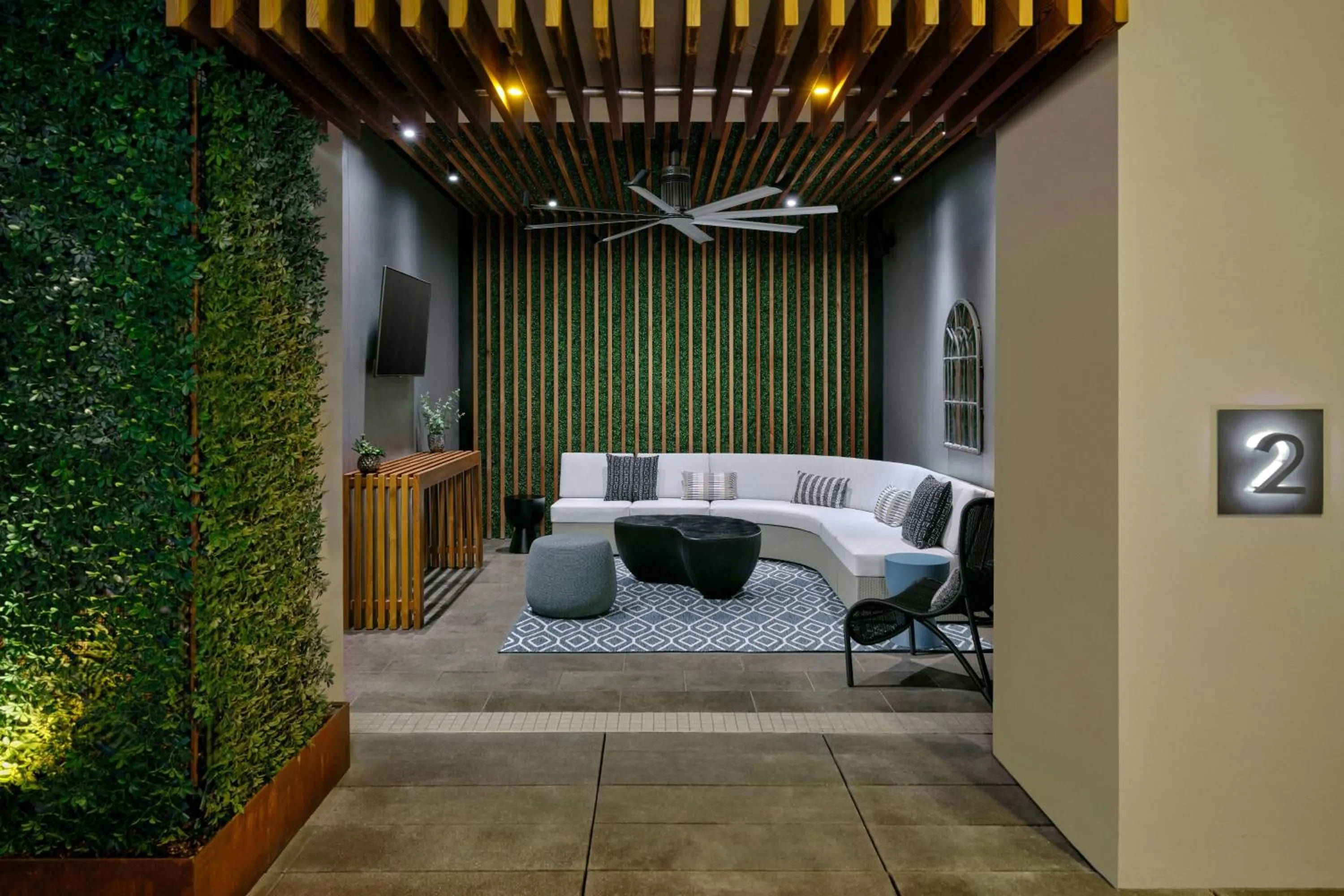 Swimming pool in JW Marriott Austin