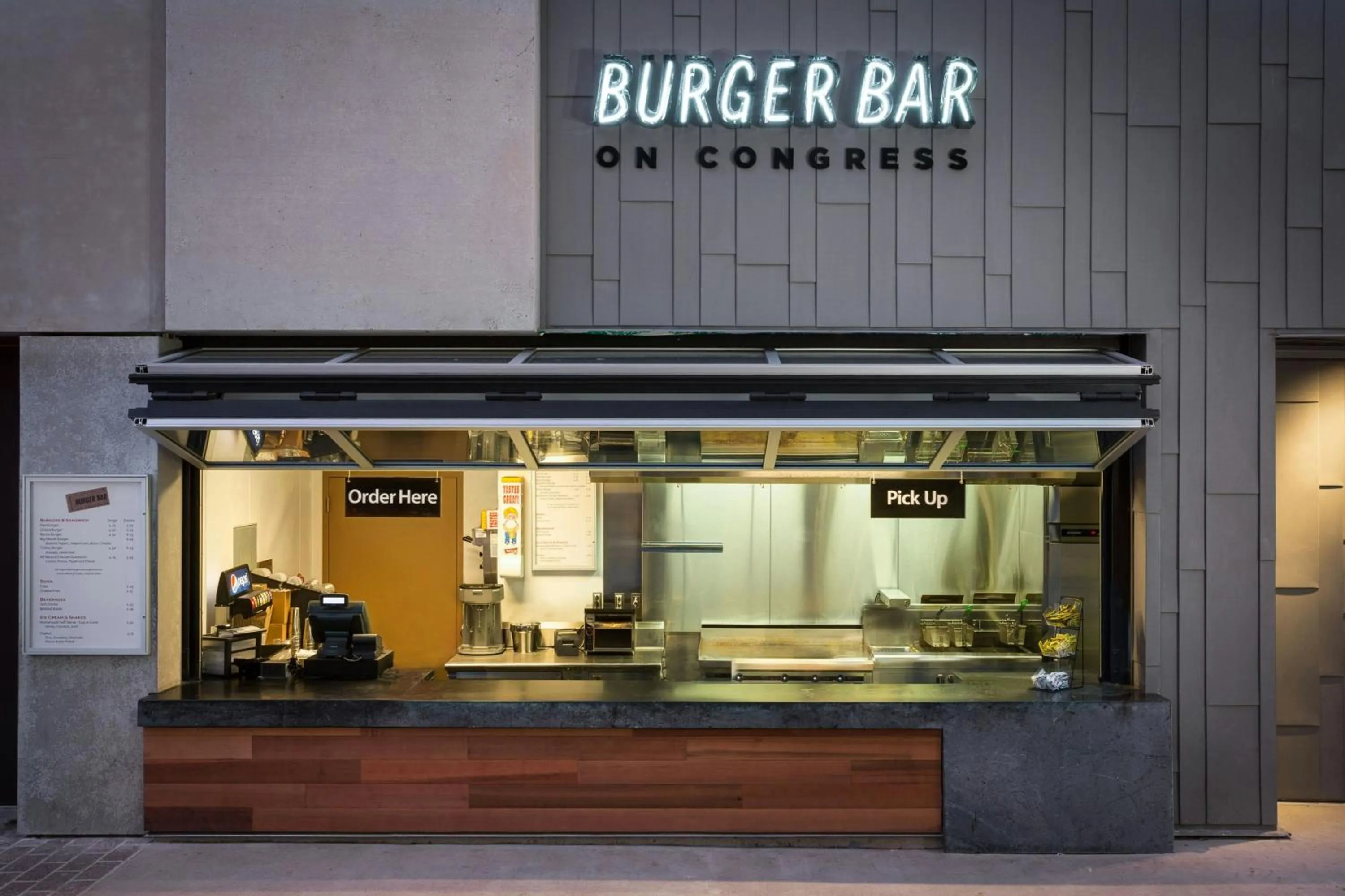 Lounge or bar in JW Marriott Austin