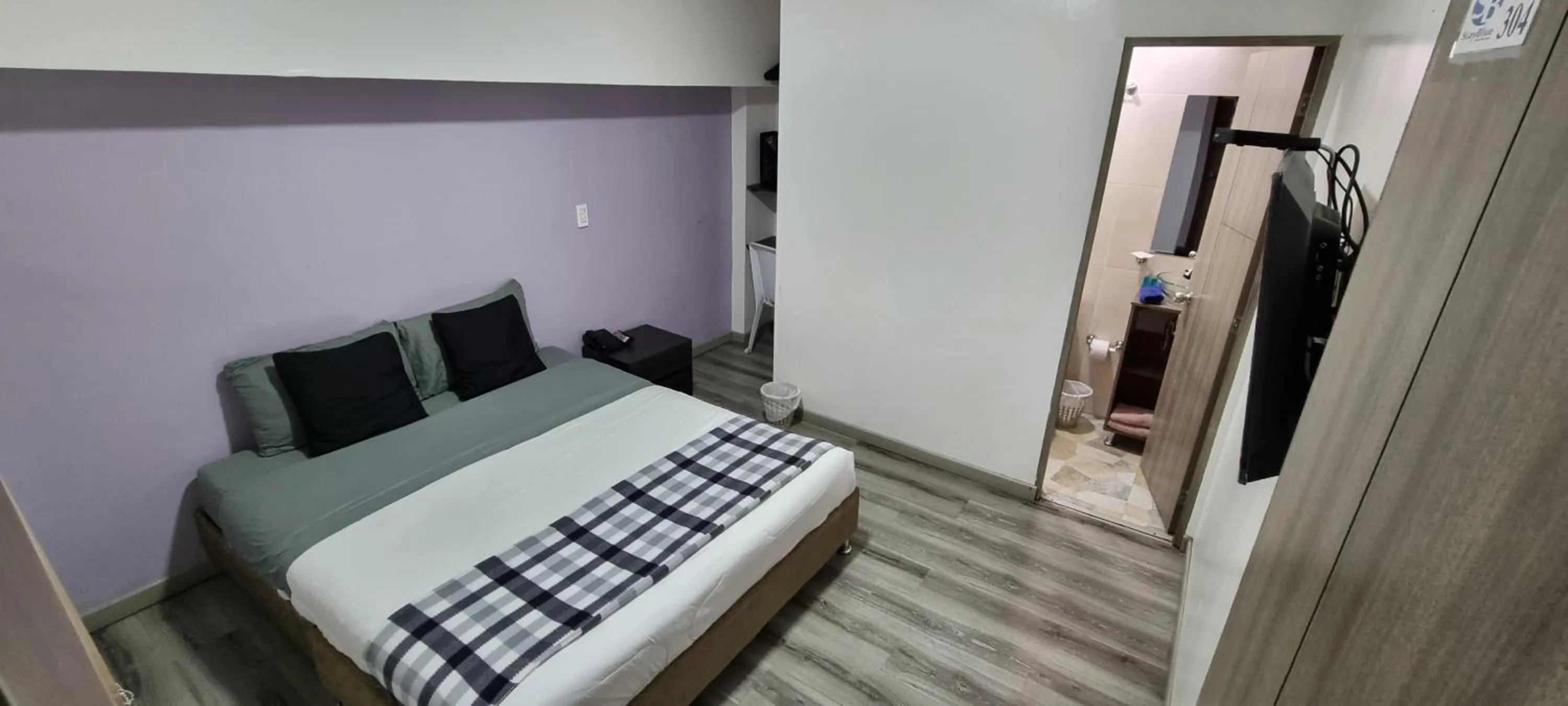 Photo of the whole room, Bed in Stay Blue Hotel