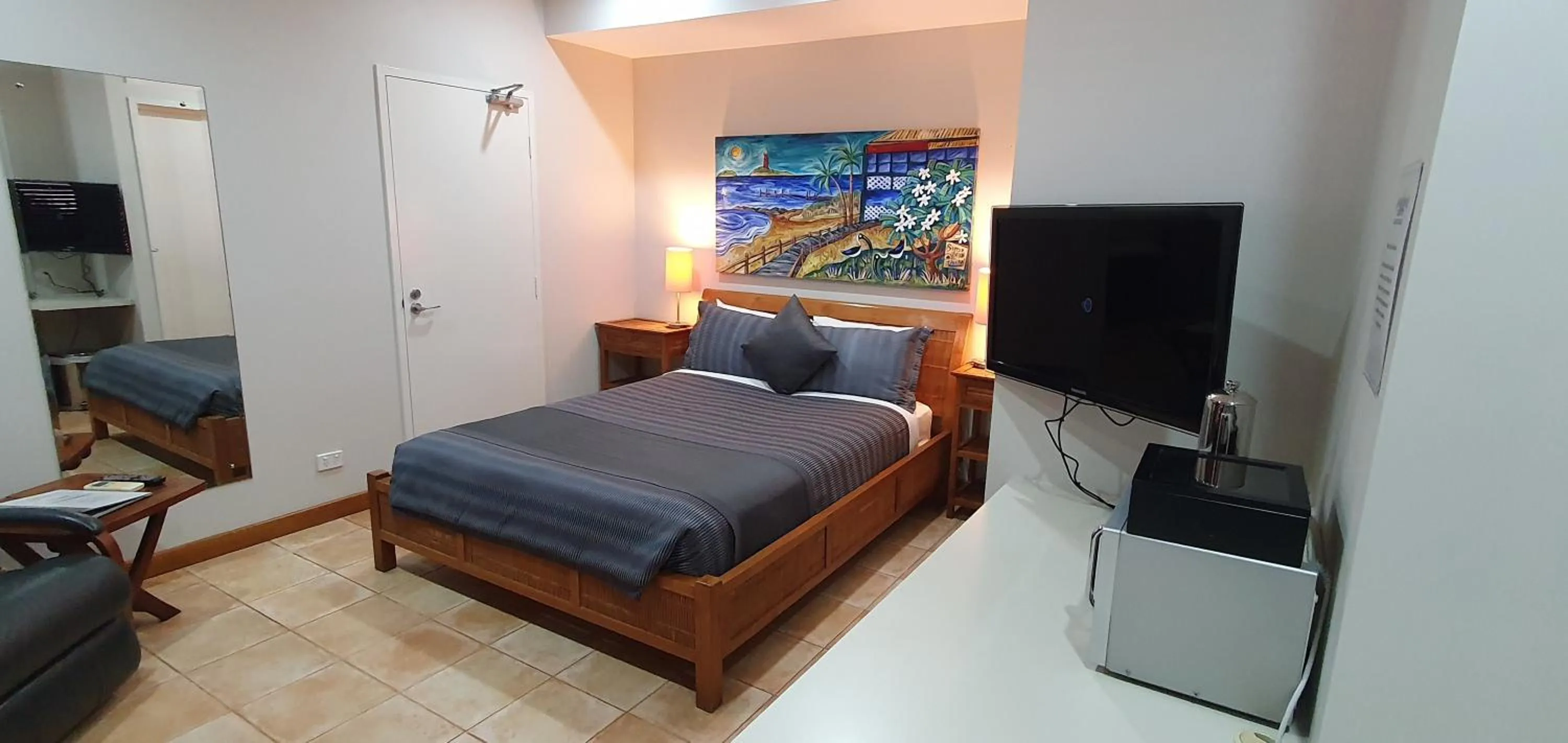 Bed in Samson Beach Chalets