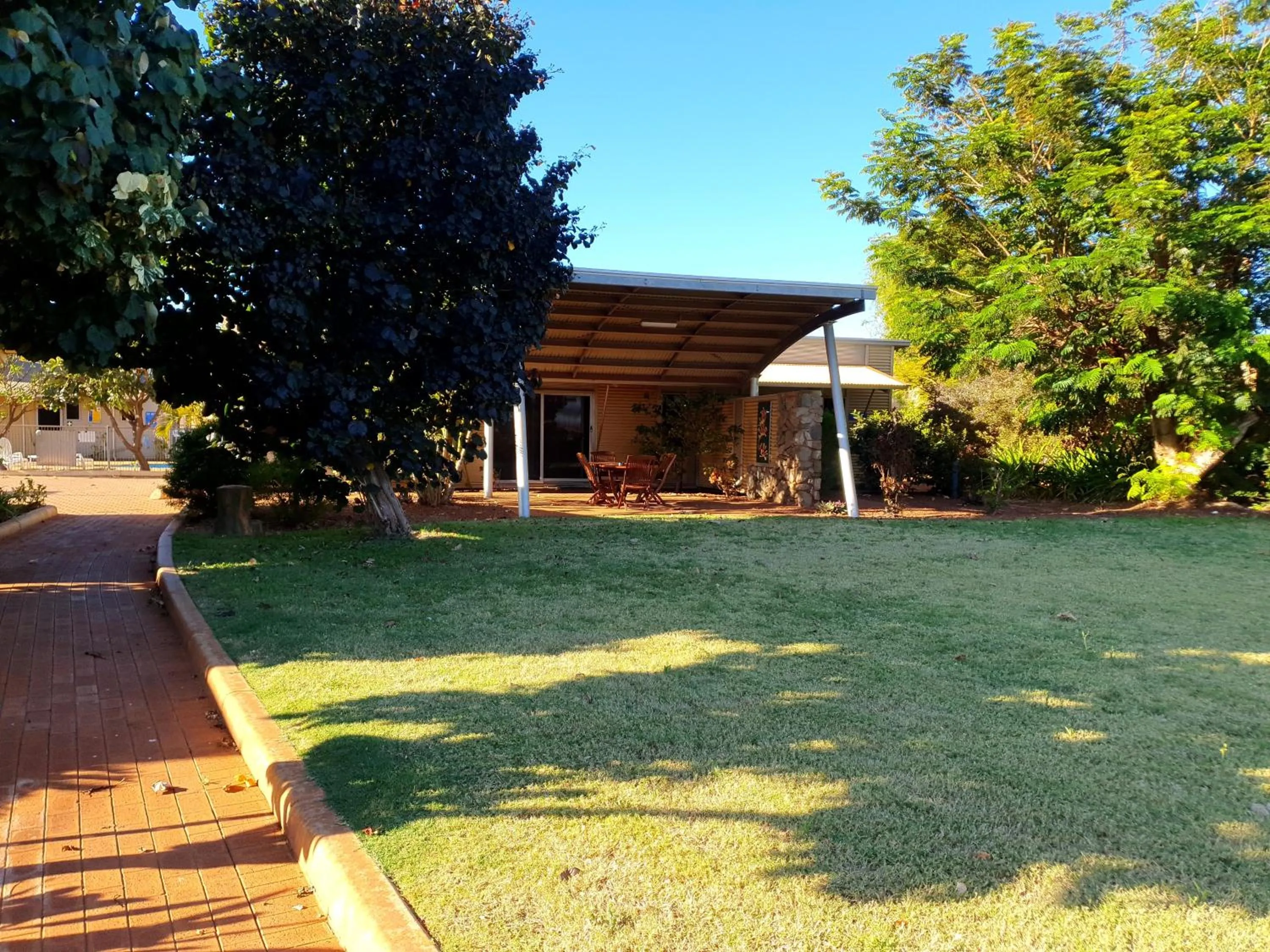 Garden in Samson Beach Chalets