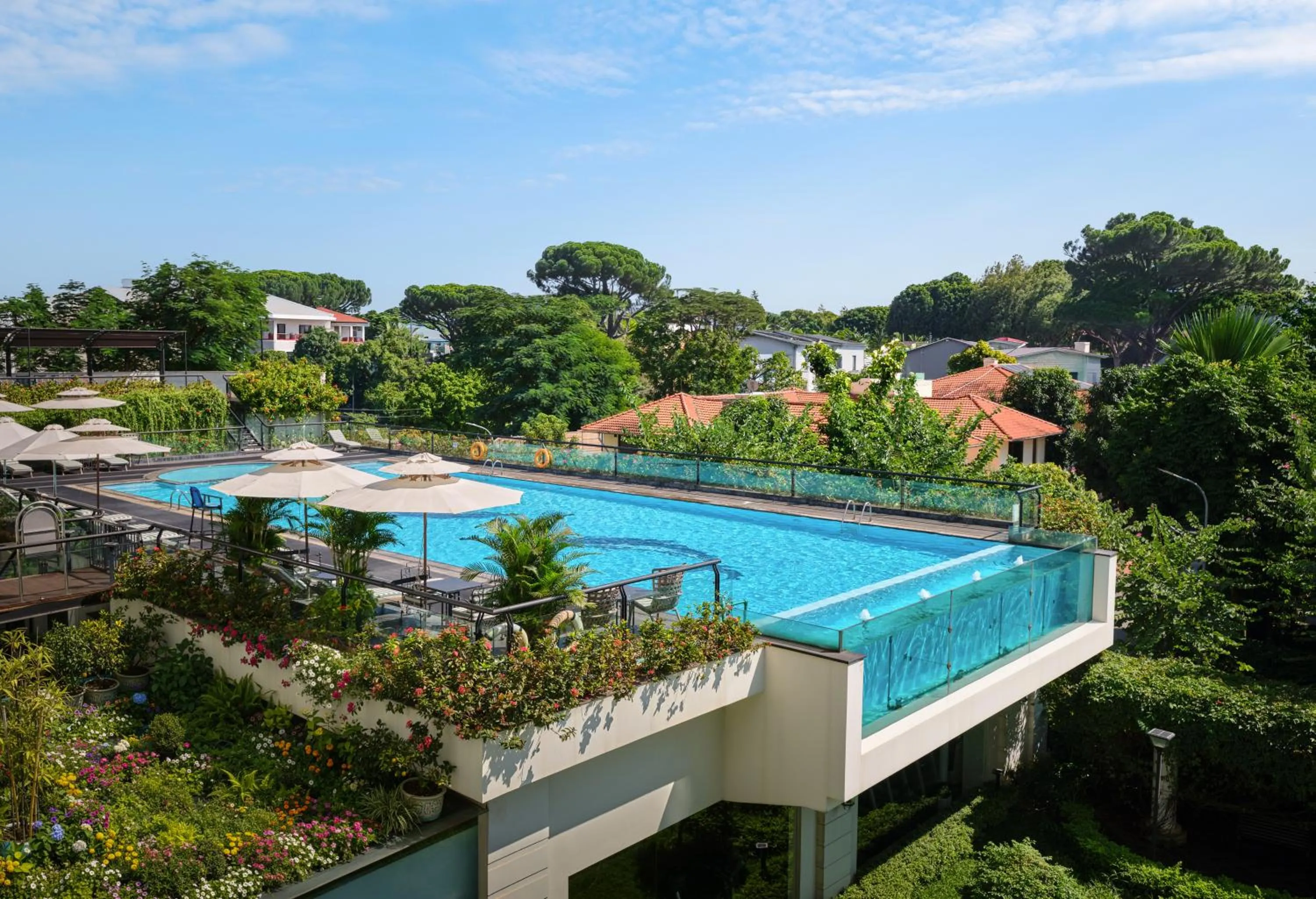 Swimming pool in Elegant Suites Westlake