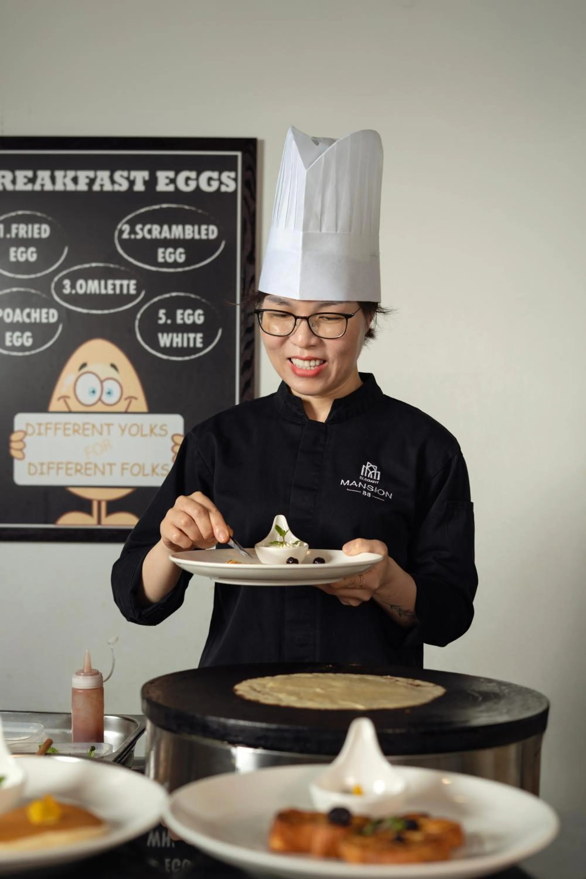 Breakfast in Elegant Suites Westlake