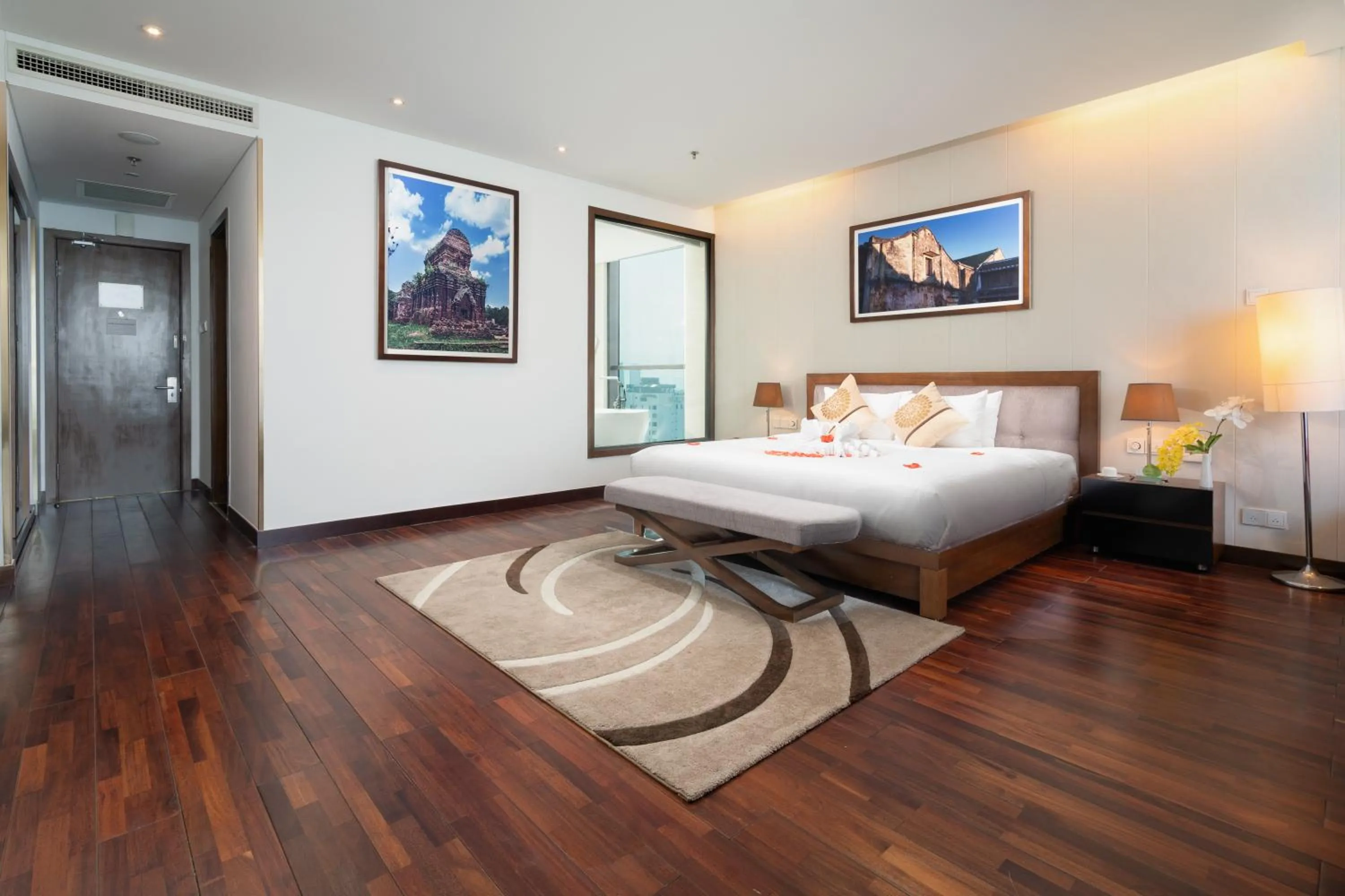 Bed in Grand Tourane Hotel Da Nang