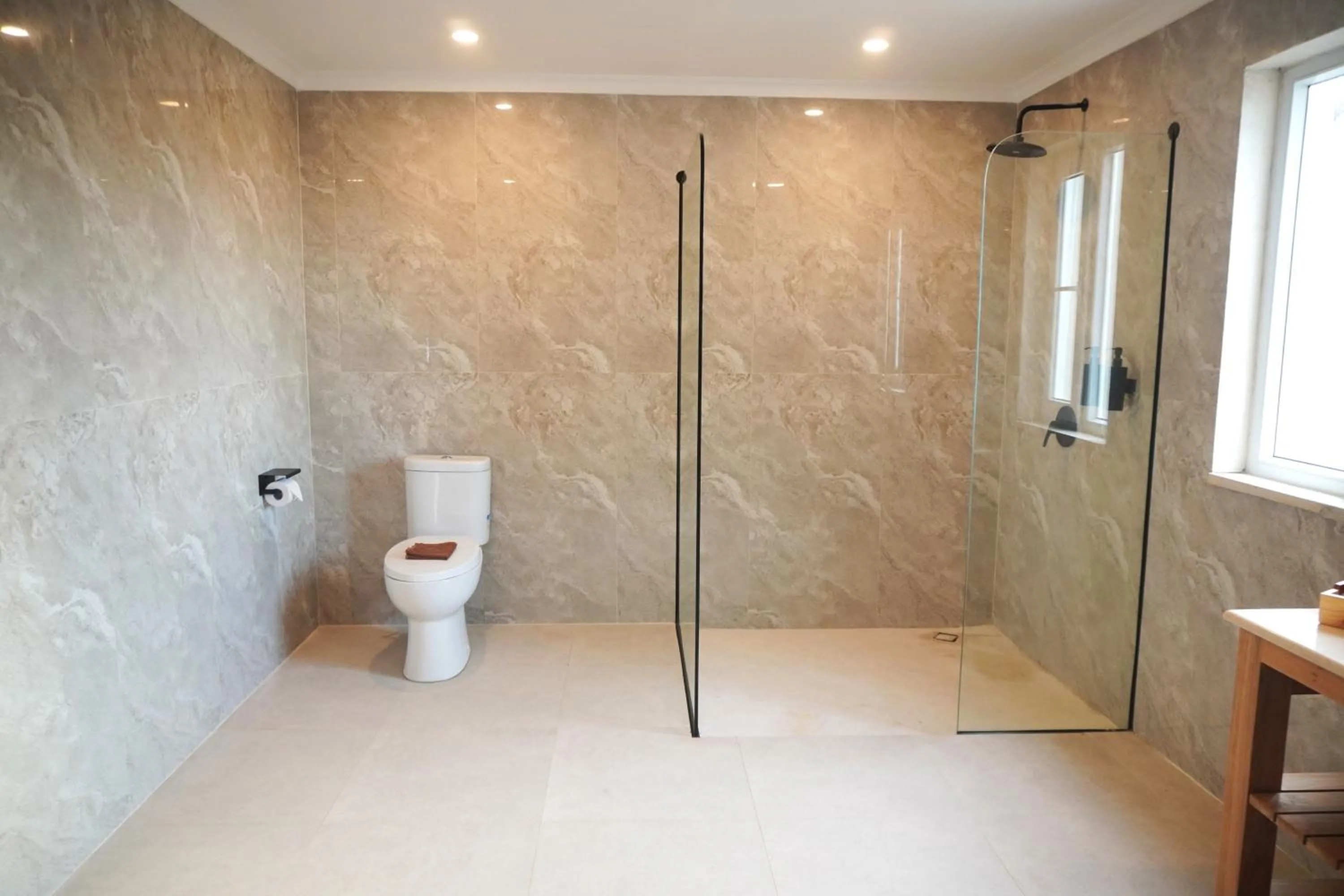 Shower in Villa Suerte