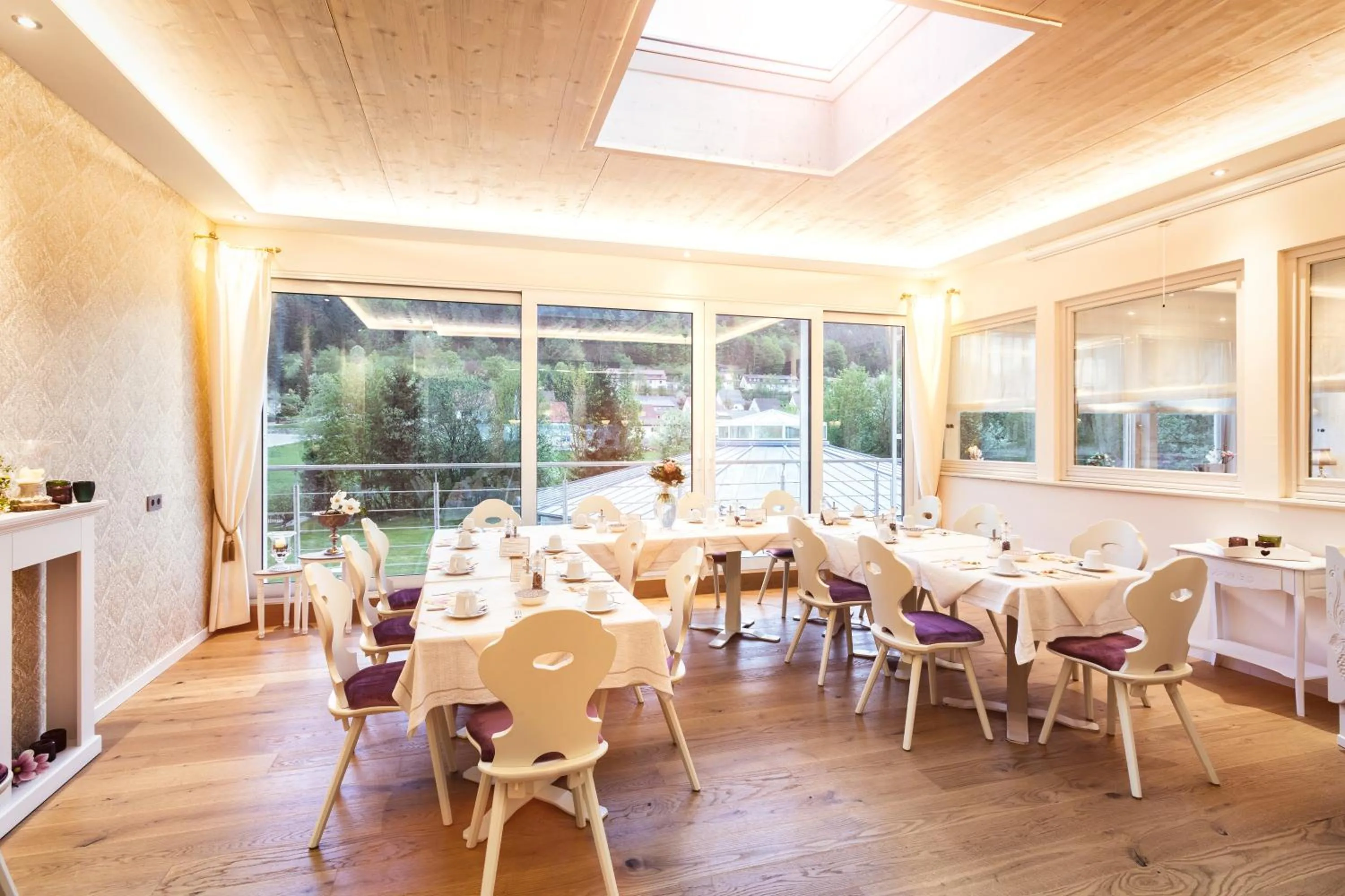 Restaurant/places to eat in Hotel Traube Revital