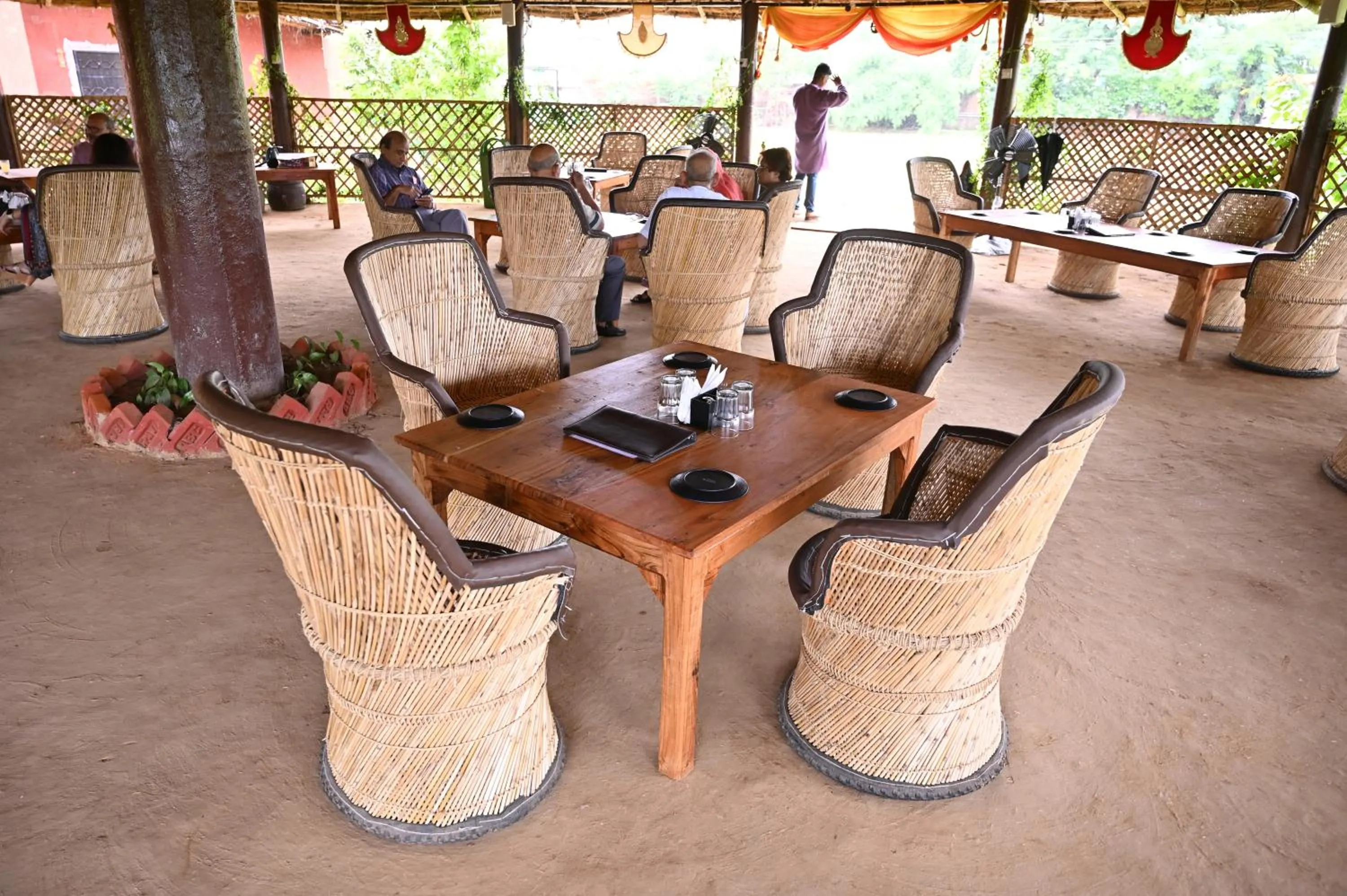 Restaurant/places to eat in Gramya Resort