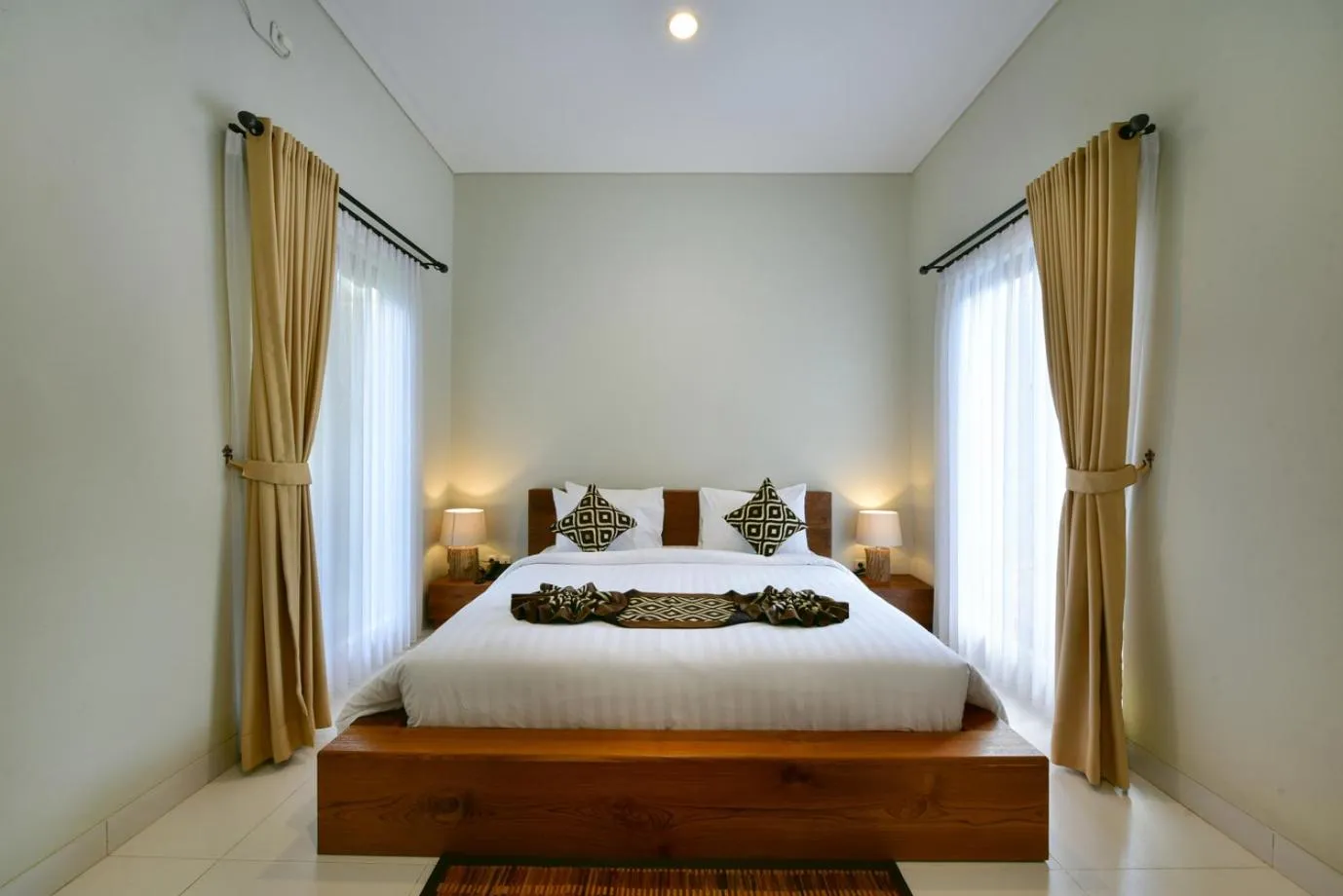 Bed in Mahayoga Ubud Private Pool Villa Spa And Resto