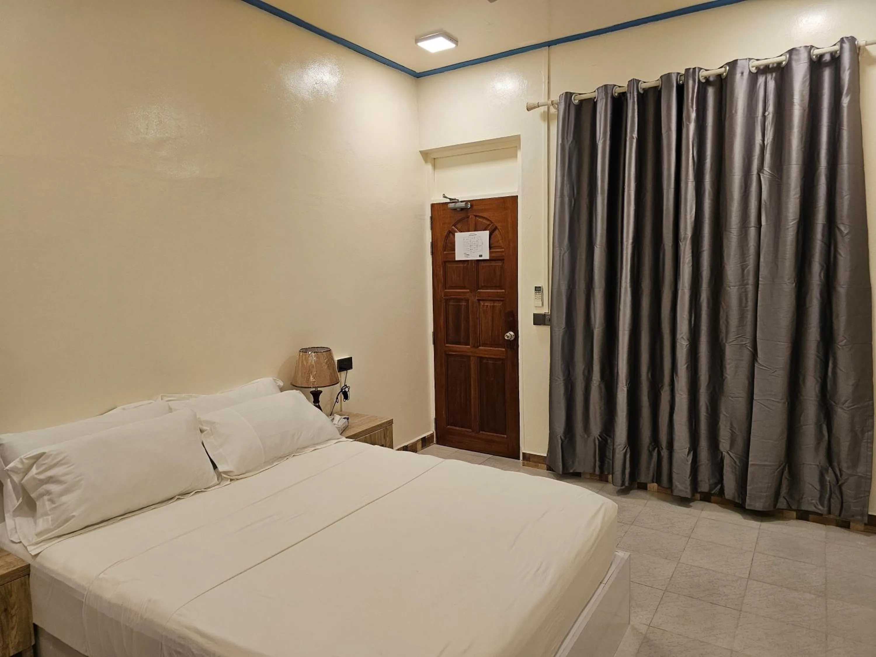 Bed in Island Luxury Fehendhoo