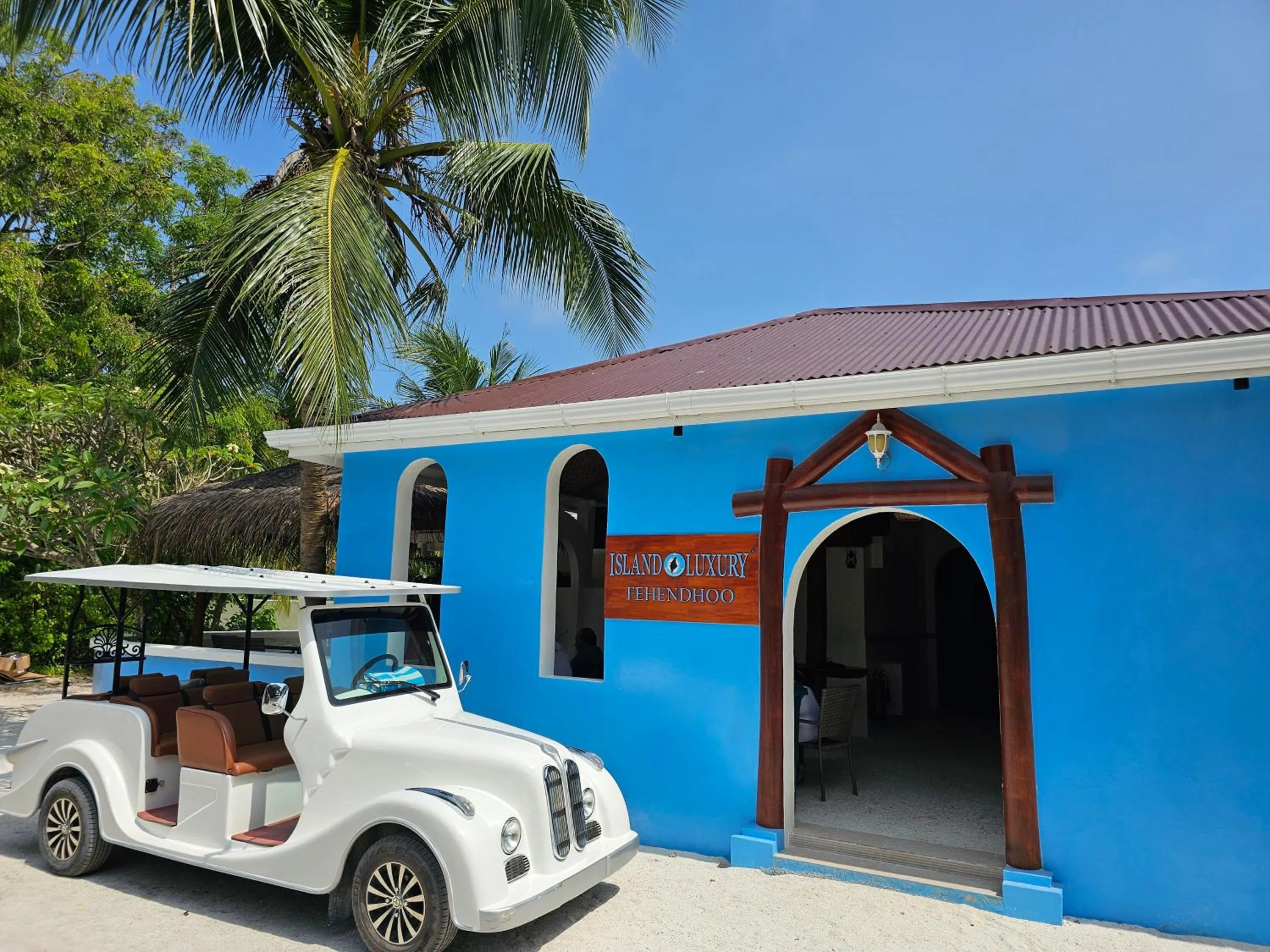 Property building in Island Luxury Fehendhoo