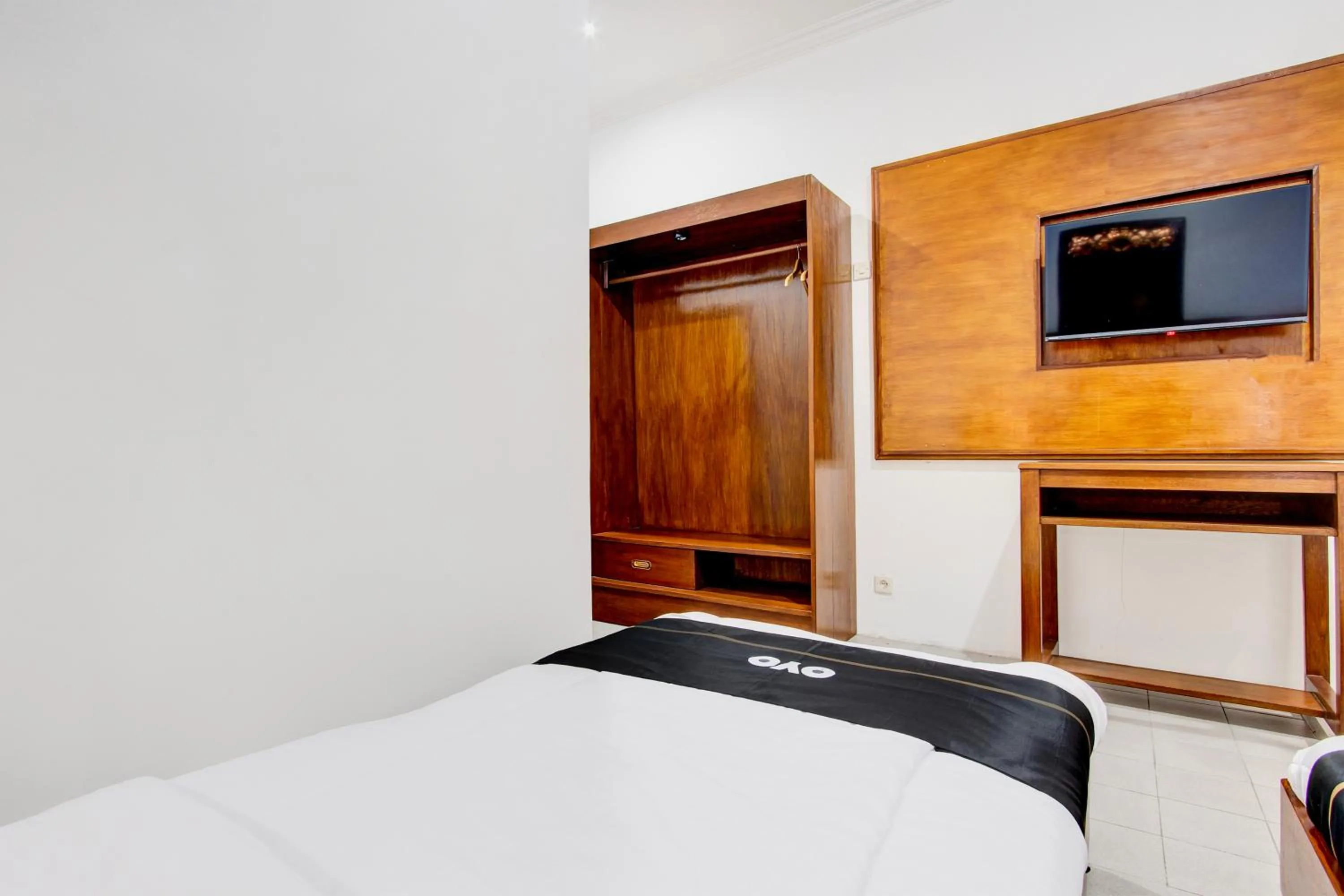 Bedroom, Bed in Capital O 93873 Sokkyo Homestay