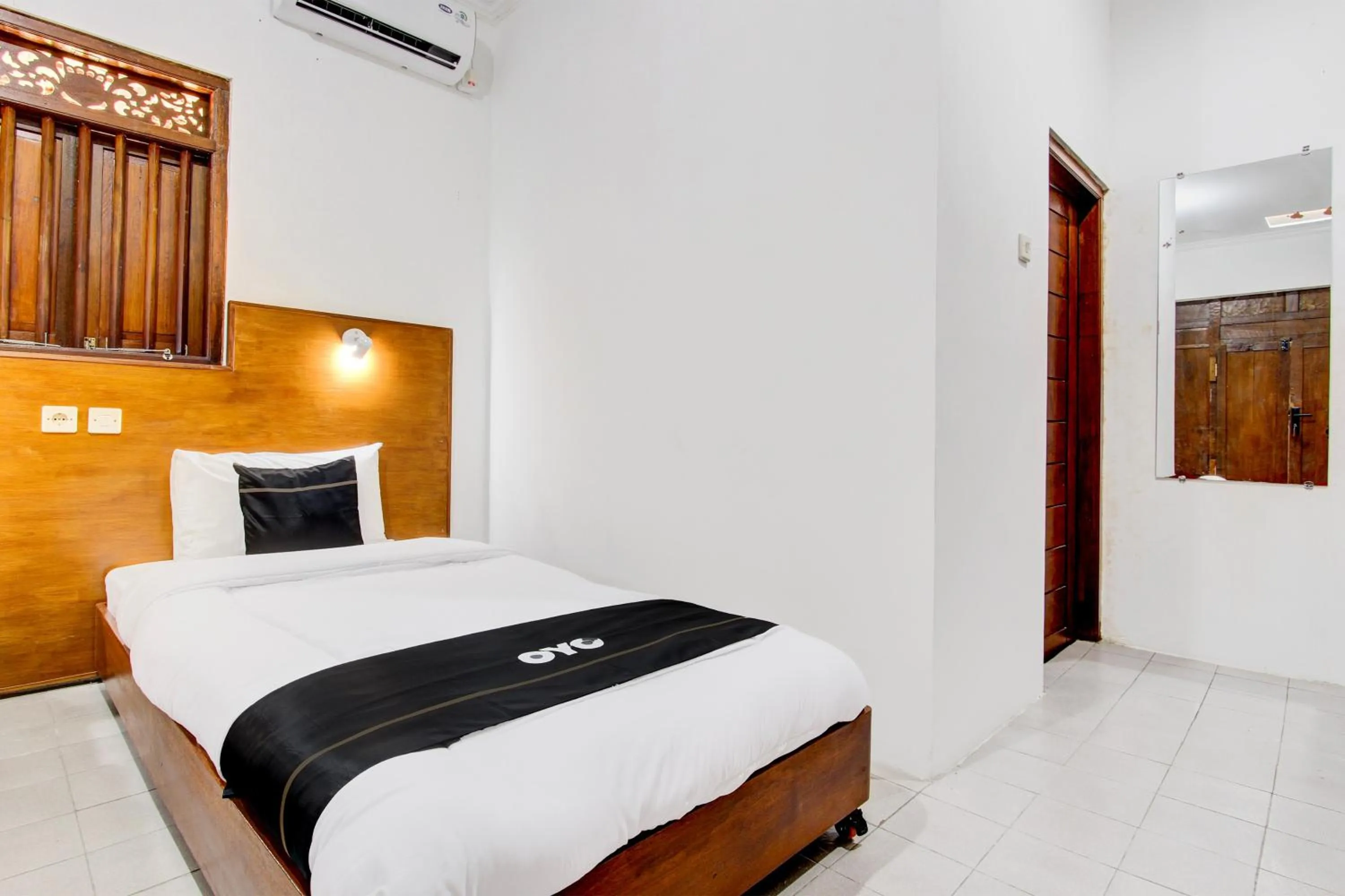 Bedroom, Bed in Capital O 93873 Sokkyo Homestay