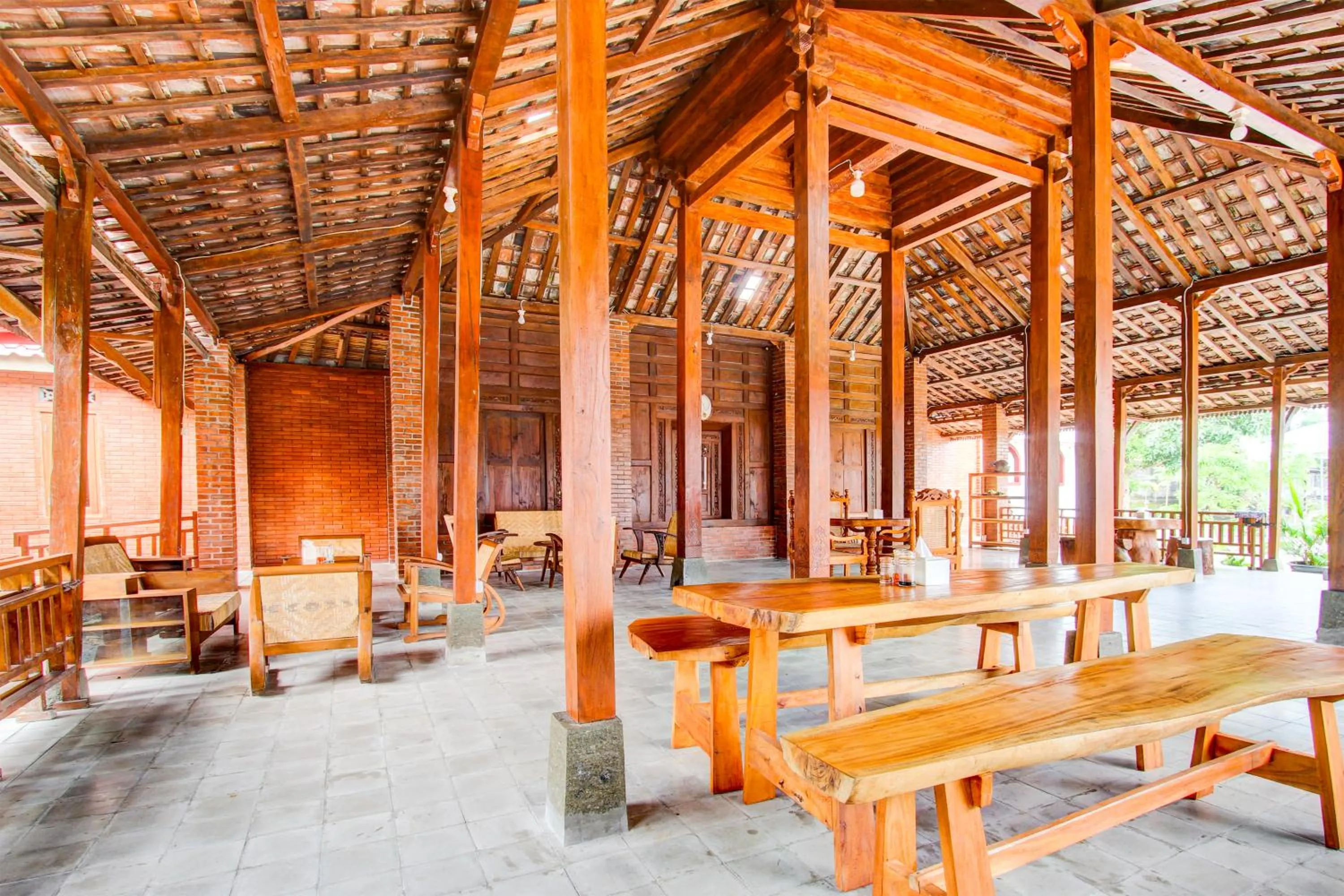 Lobby or reception in Capital O 93873 Sokkyo Homestay