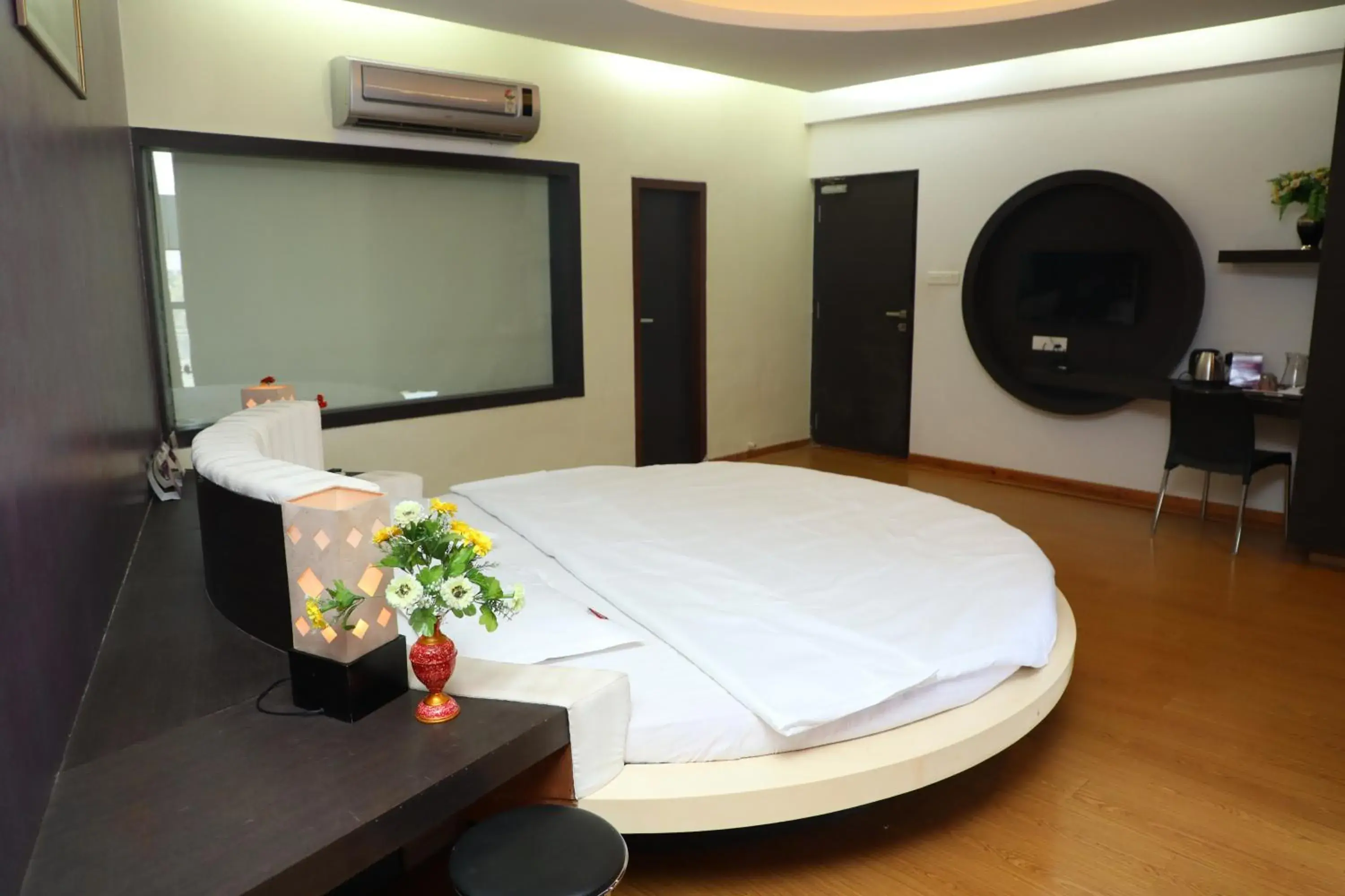 Suite - single occupancy in VITS Select Grand Inn, Ratnagiri Suite - single occupancy in VITS Select Grand Inn, Ratnagiri