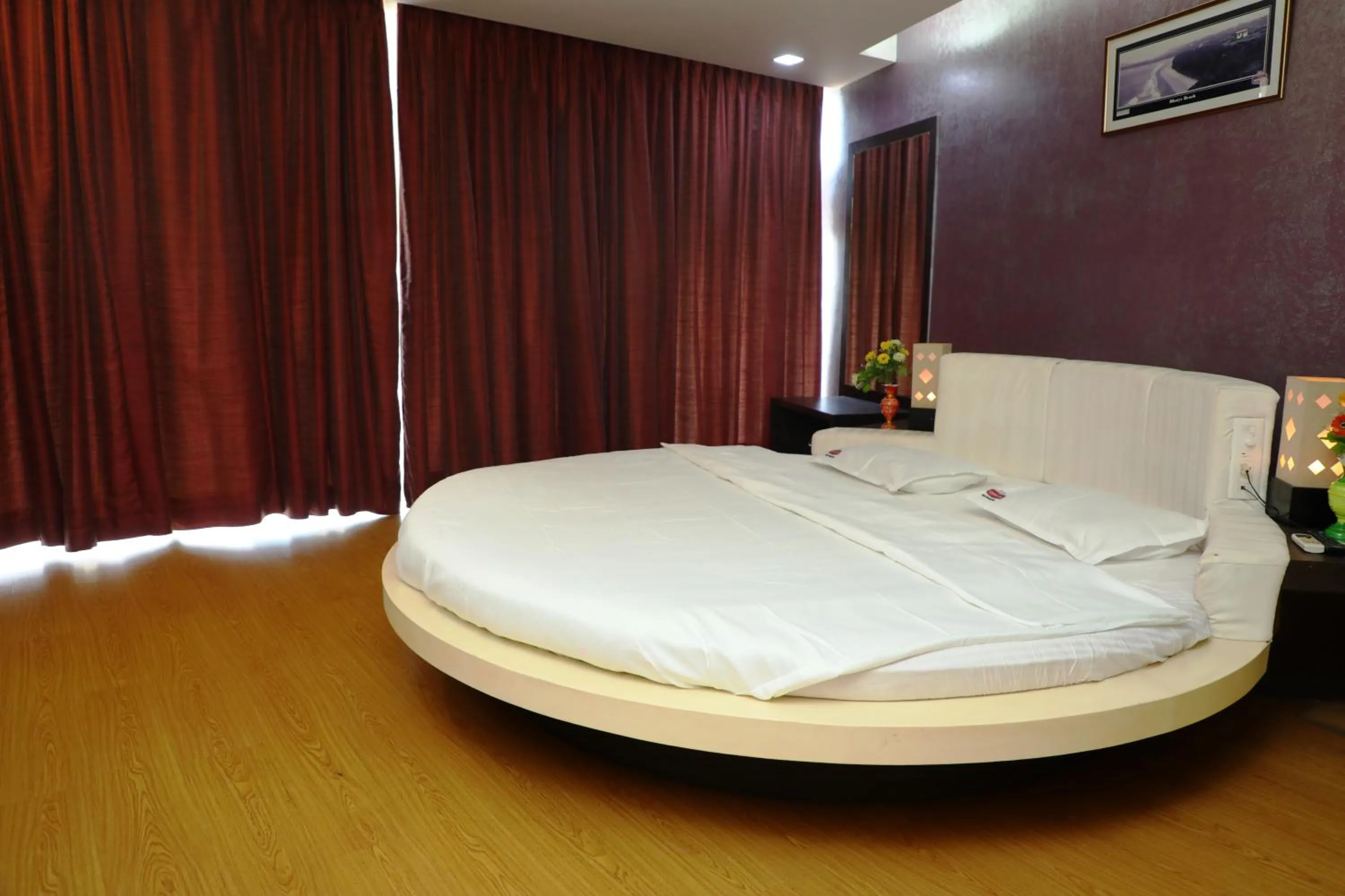 Bed in VITS Select Grand Inn, Ratnagiri