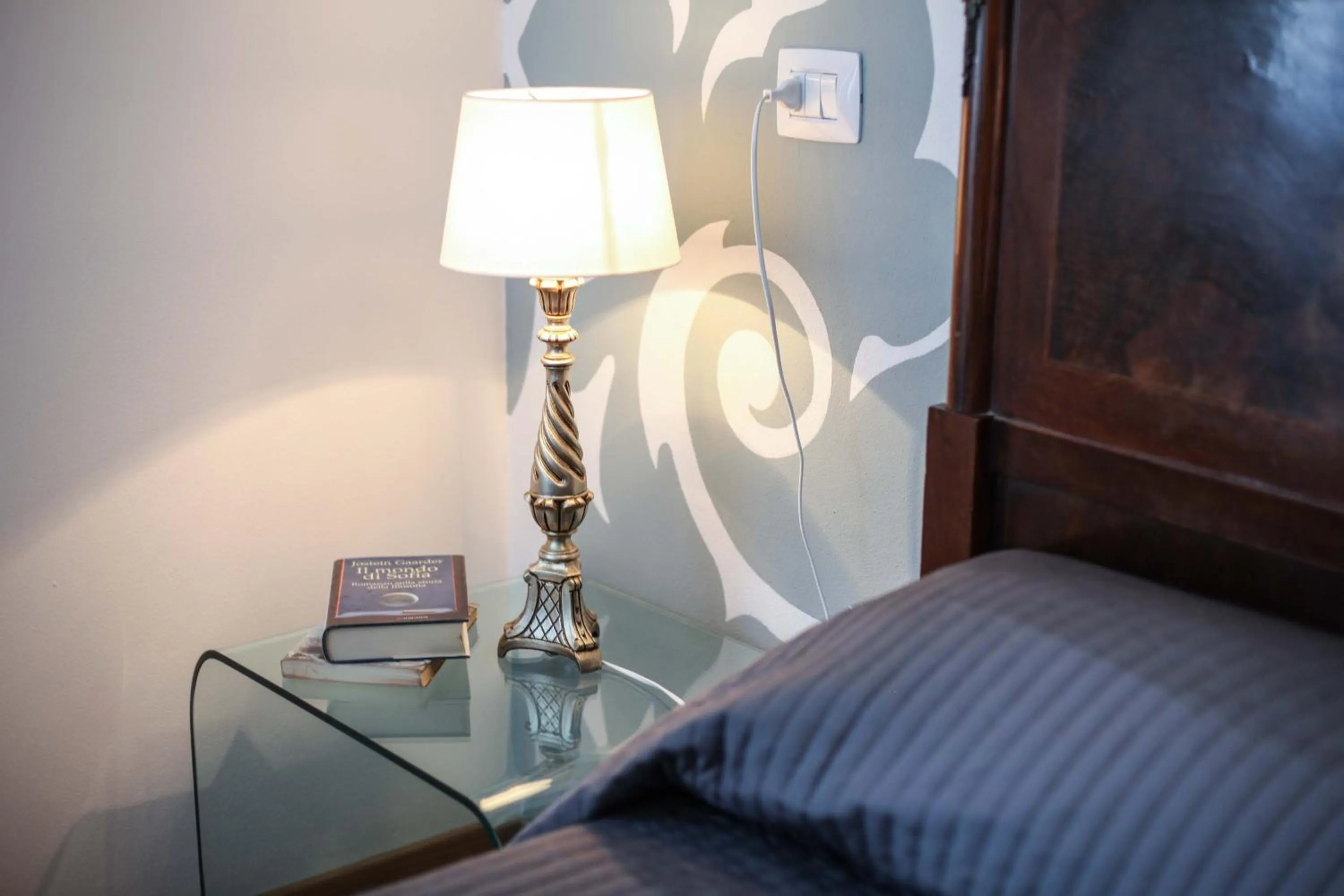 Decorative detail, Bed in Il Fonticolo Room & Breakfast