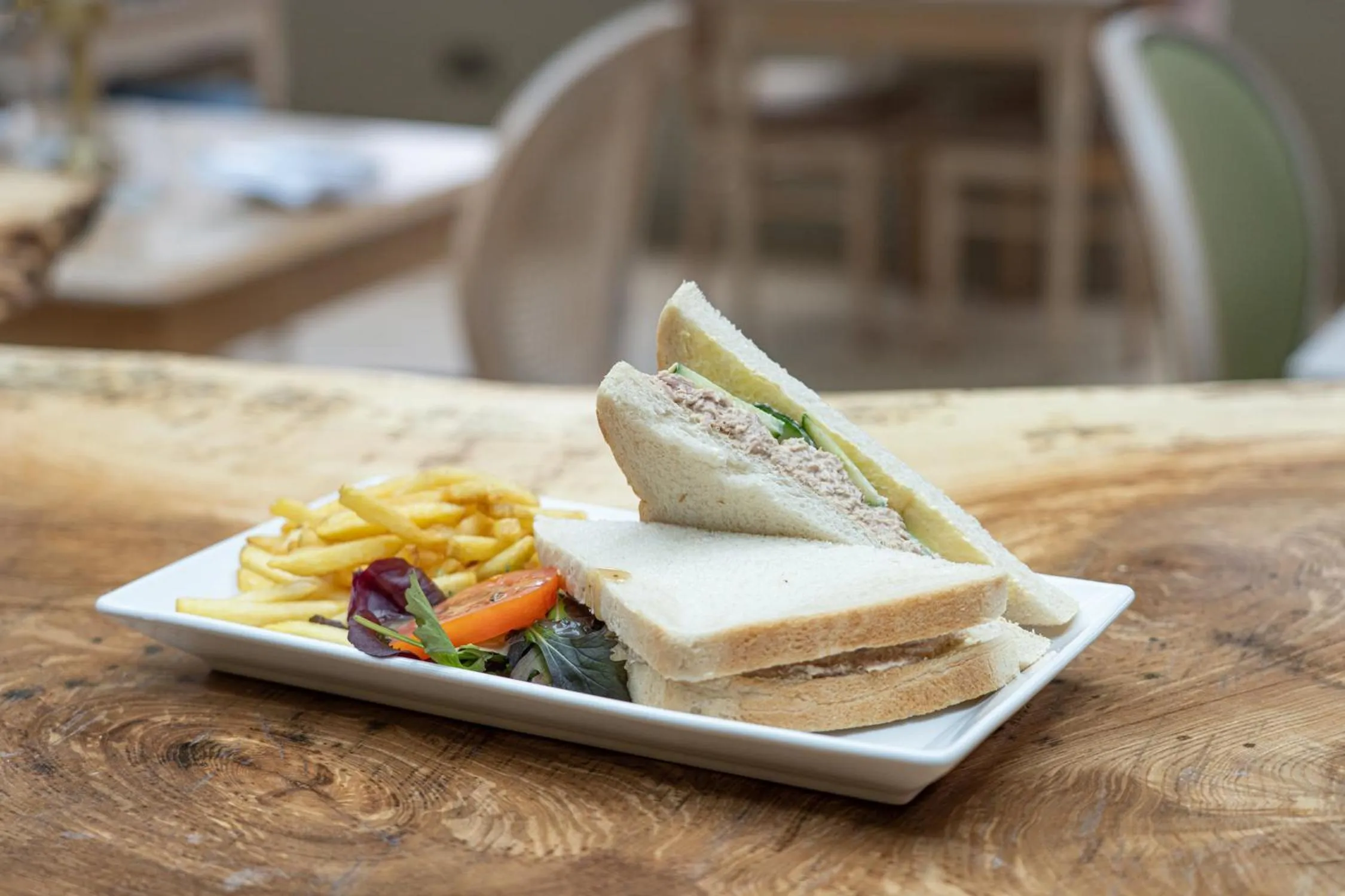 Lunch in Waterton Park Hotel