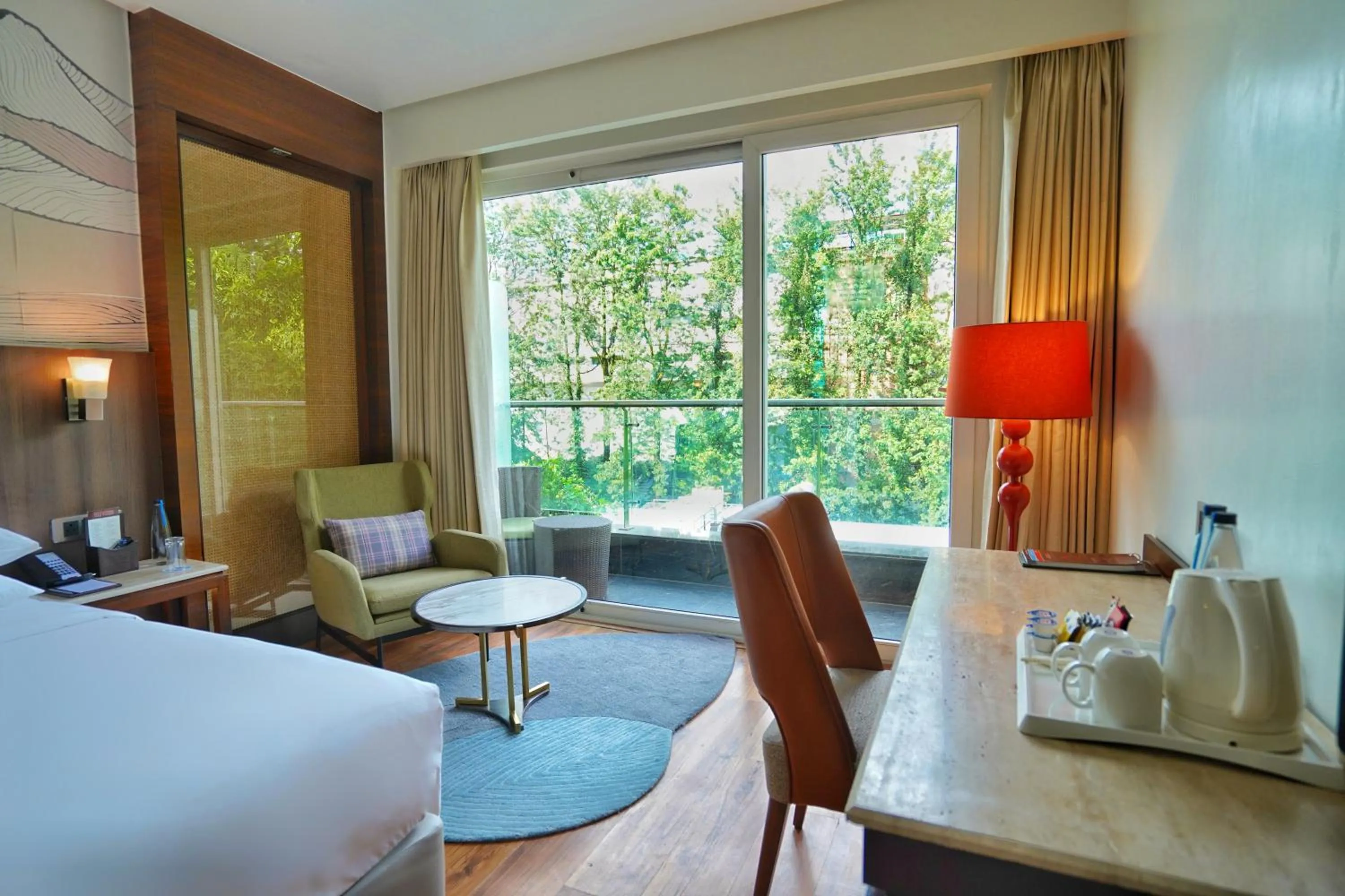Living room, Bed in Hyatt Centric Rajpur Road Dehradun