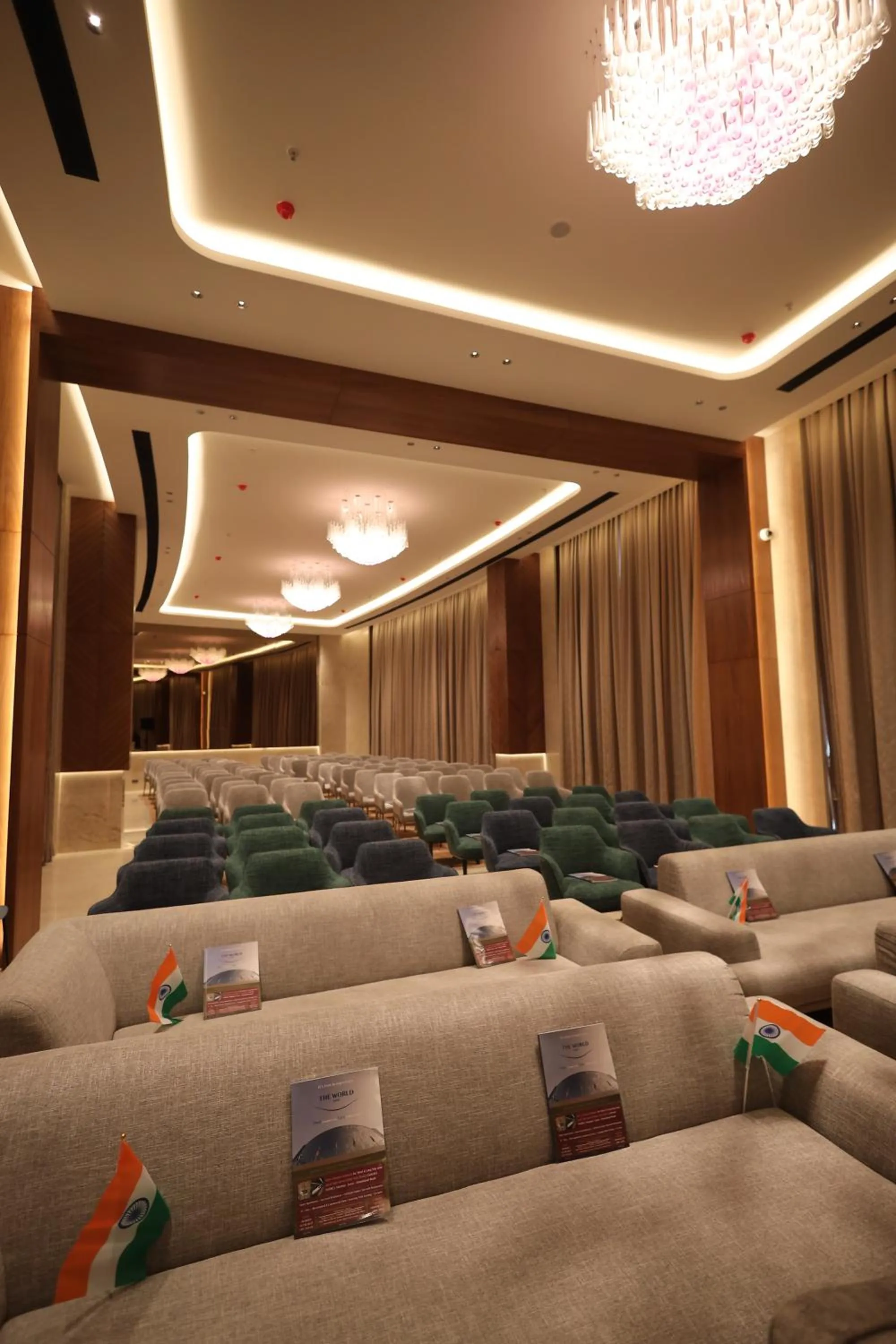 Banquet/Function facilities in Regenta - The World Surat
