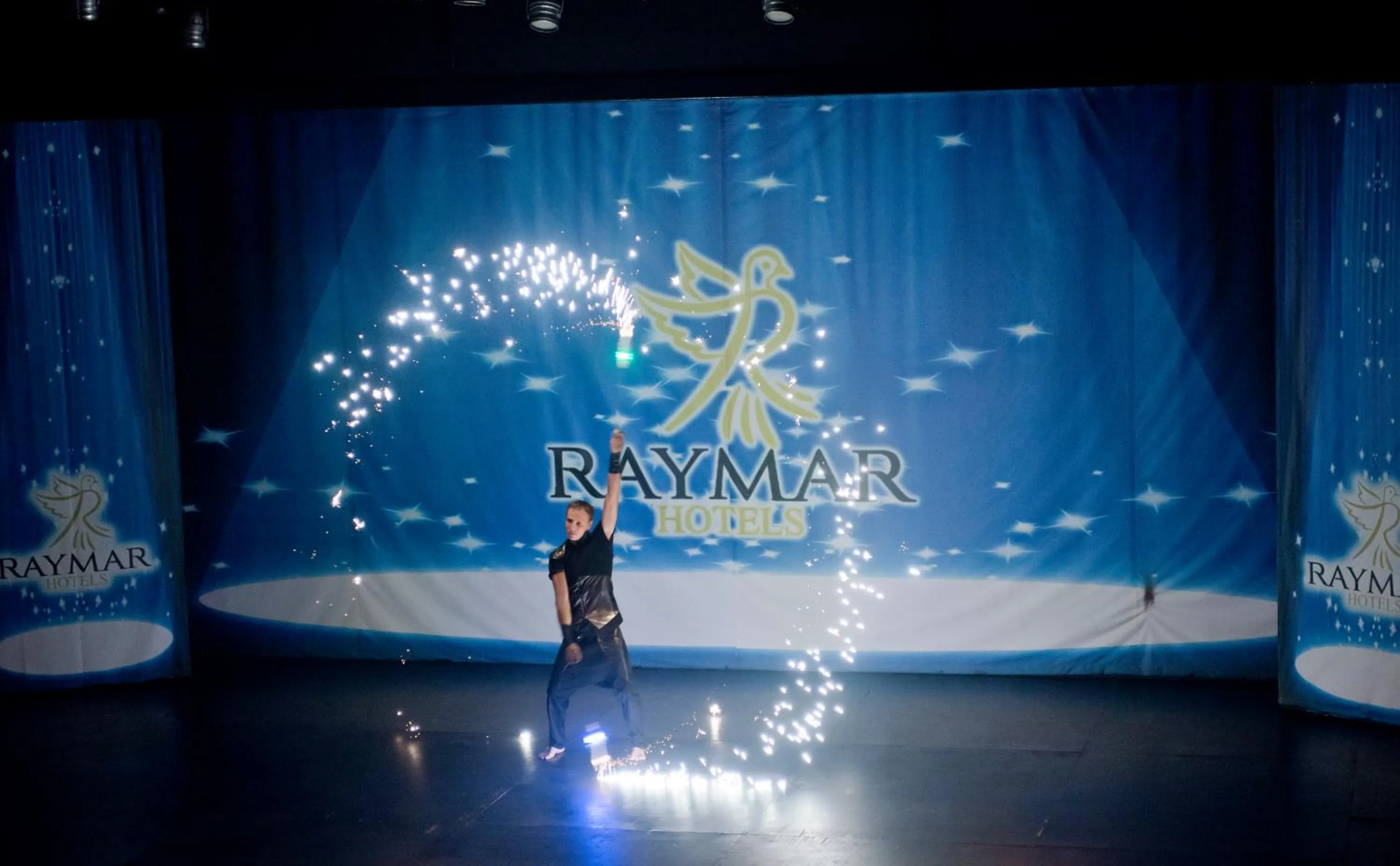 Evening entertainment in Raymar Resort & Aqua Ultra All Inclusive