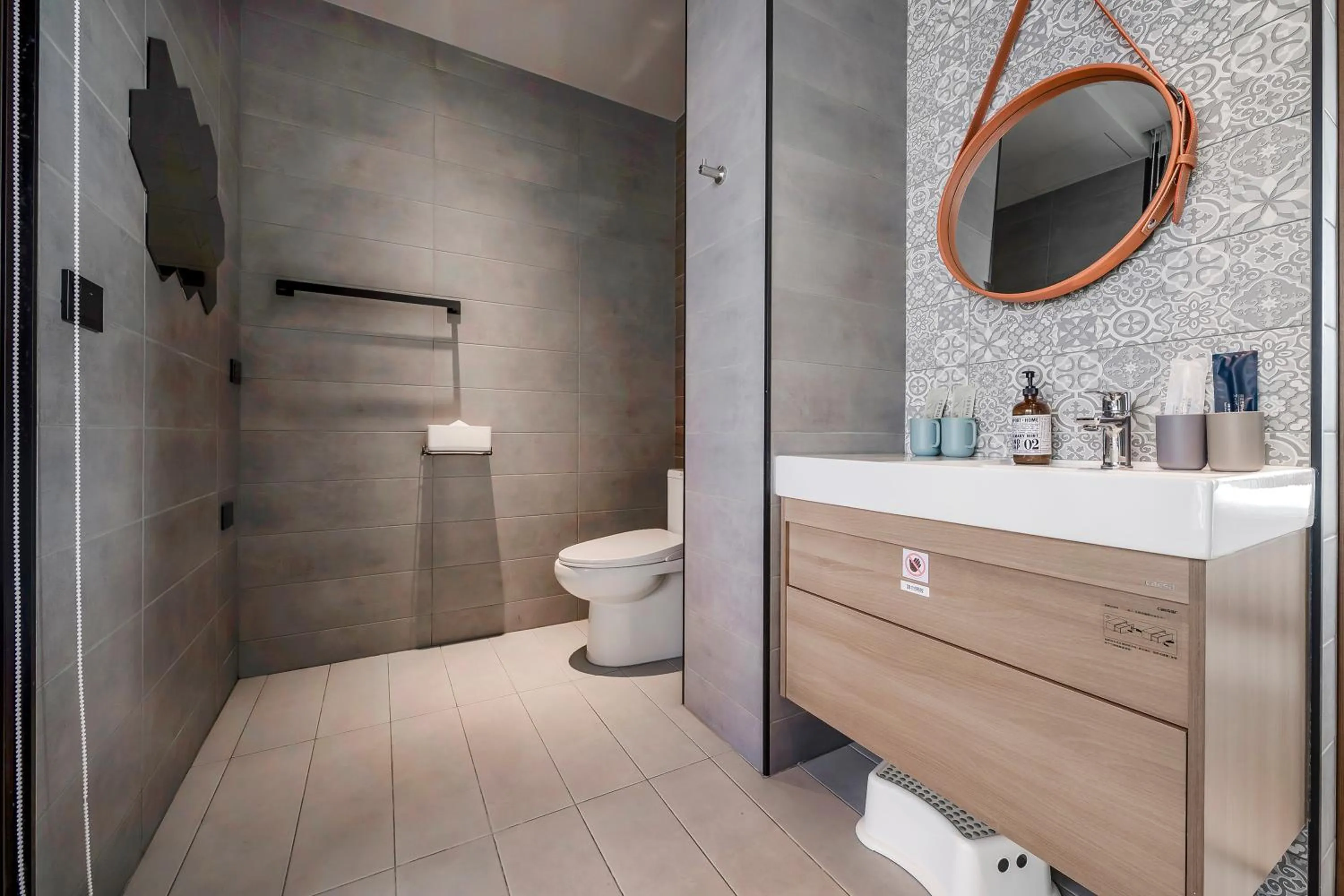 Bathroom in Ning Xia Time