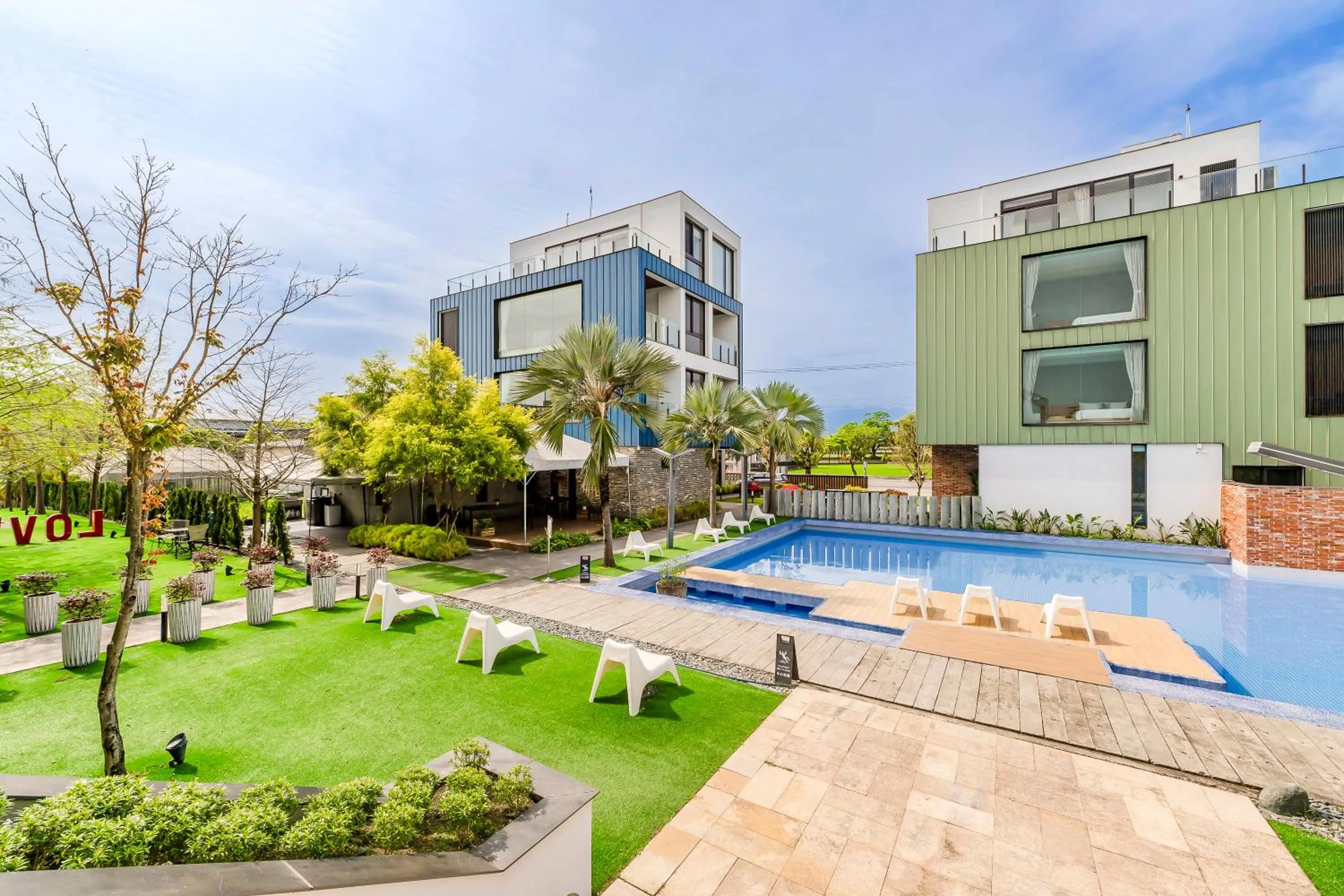 Pool view in Ning Xia Time