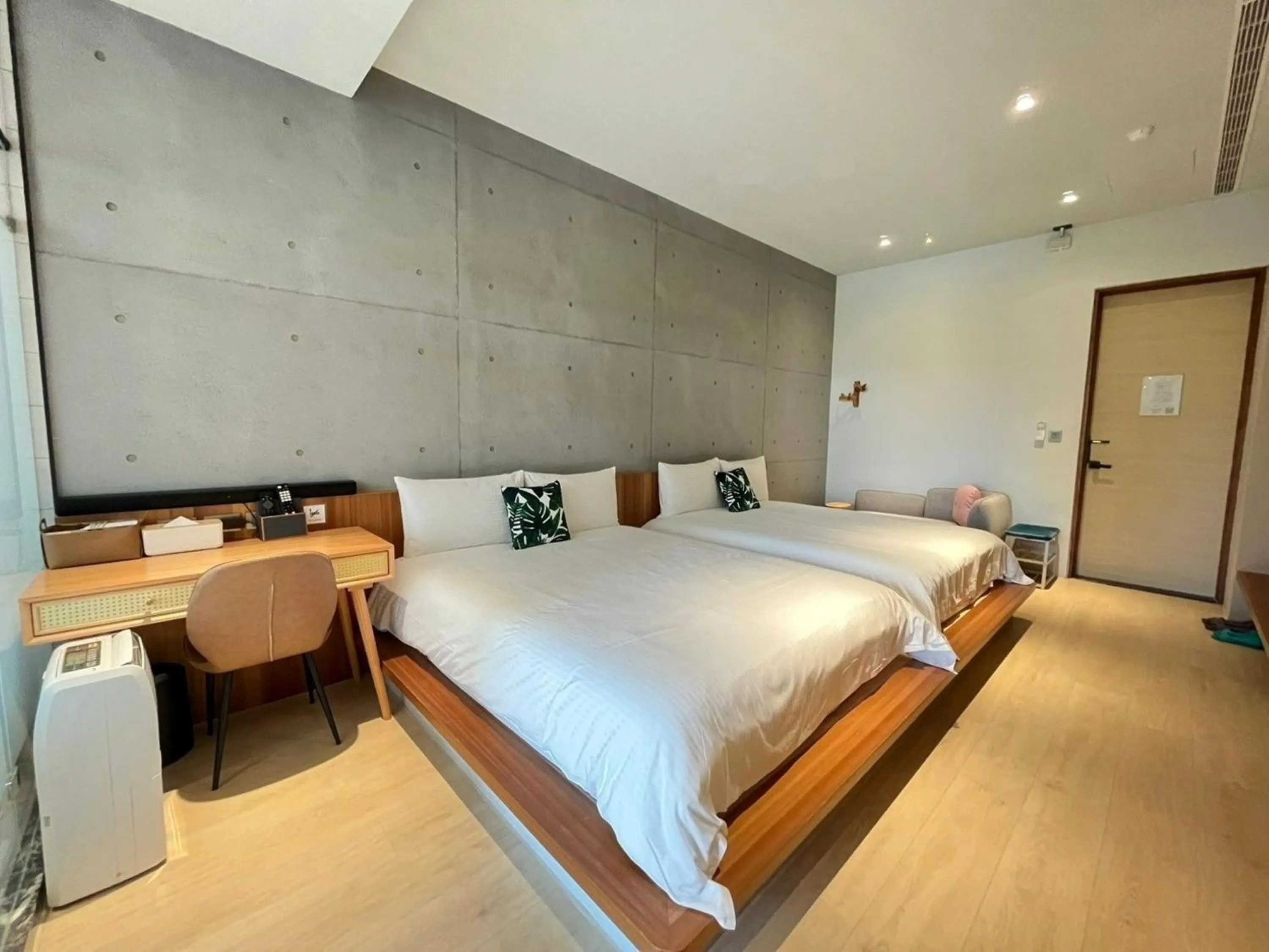 Photo of the whole room, Bed in Ning Xia Time