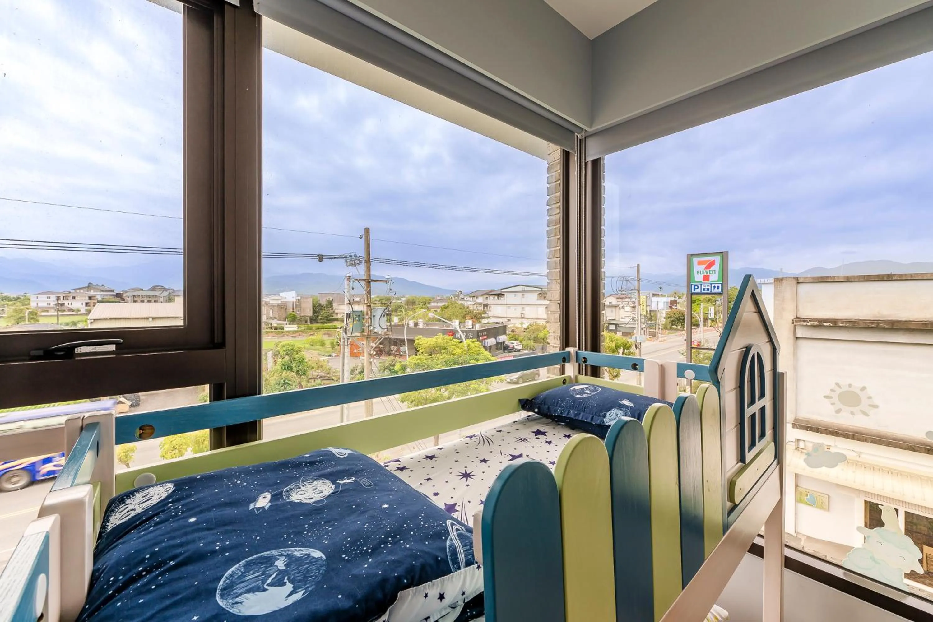 View (from property/room) in Ning Xia Time