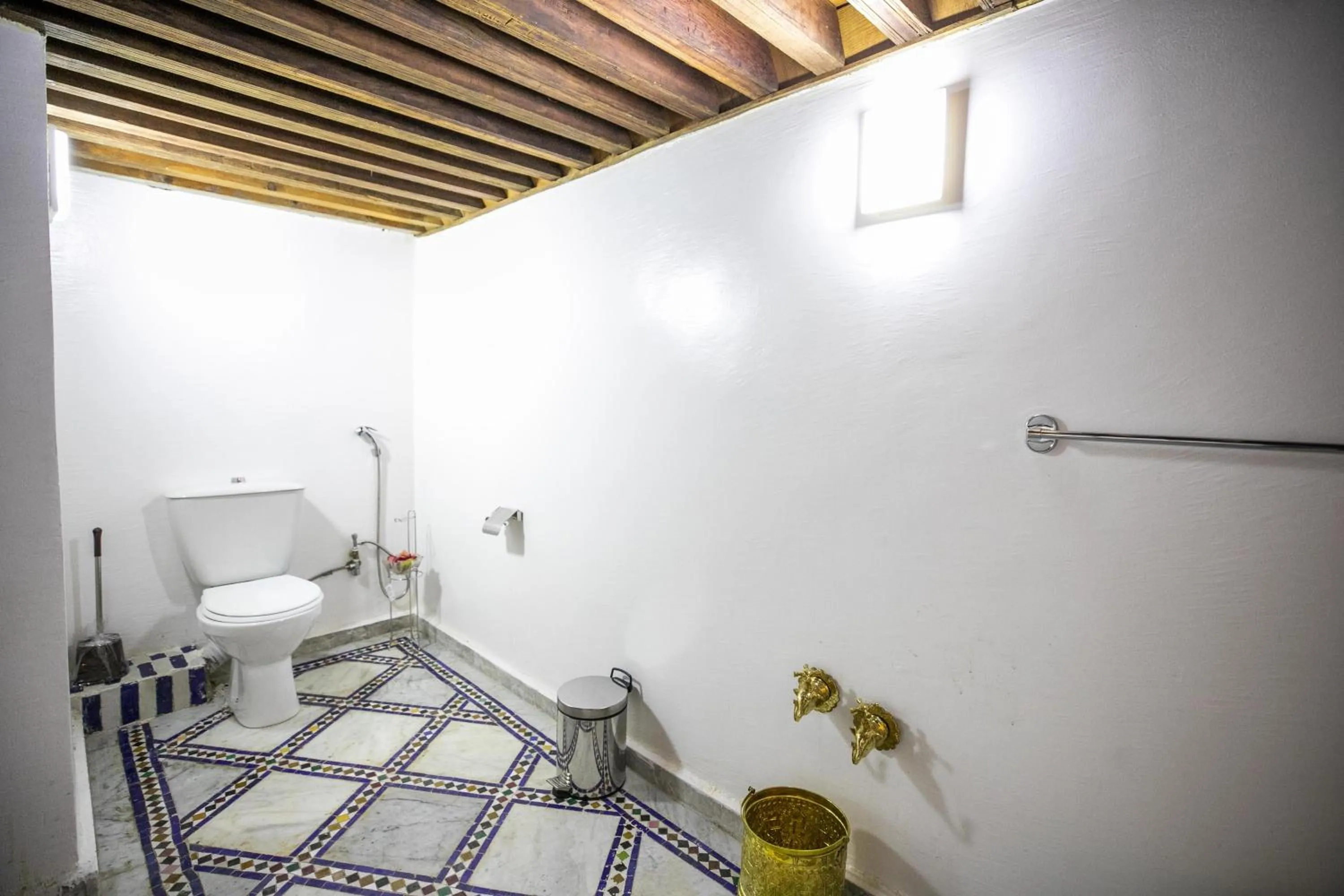 Shower in Palais Chahd Luxury