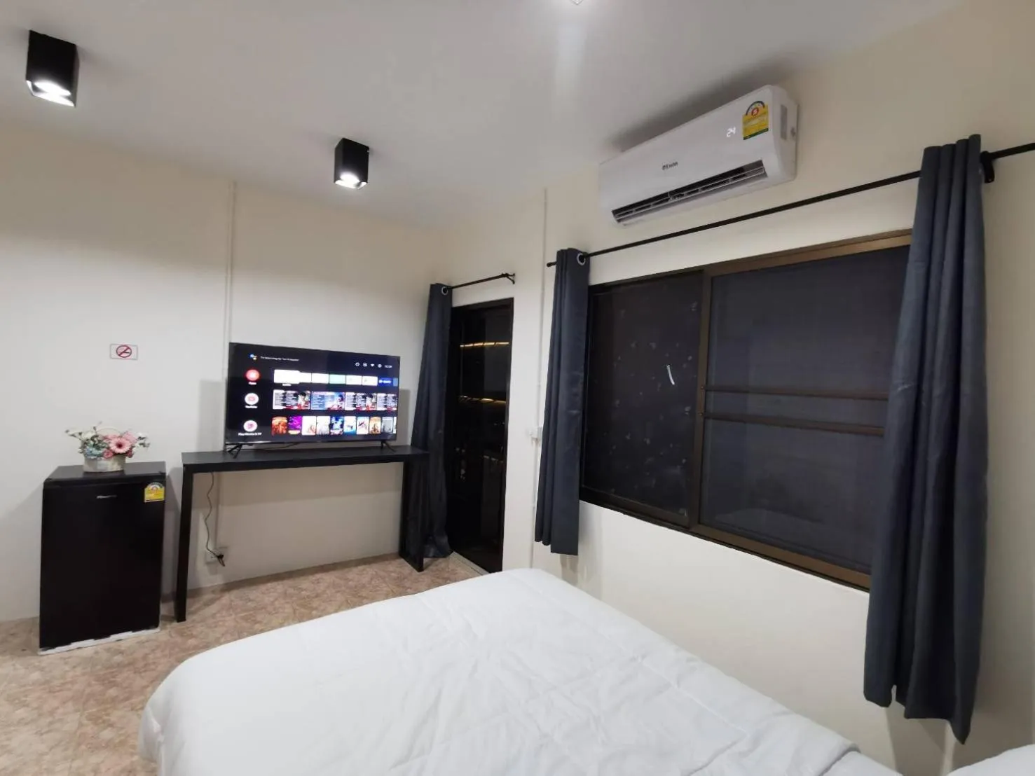 Bed in The One Hotel